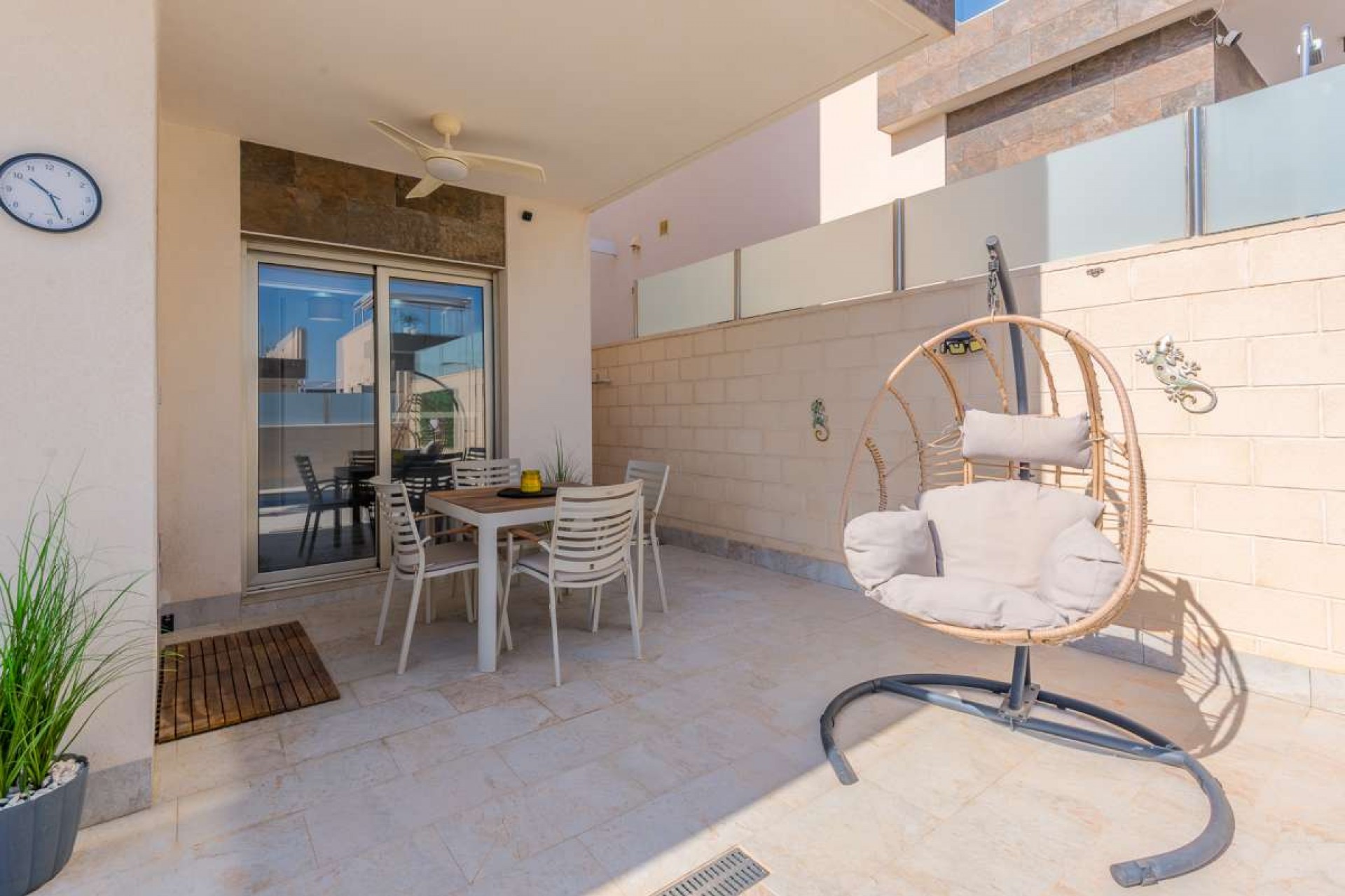 Brukt - Villa -
Orihuela Costa - Costa Blanca