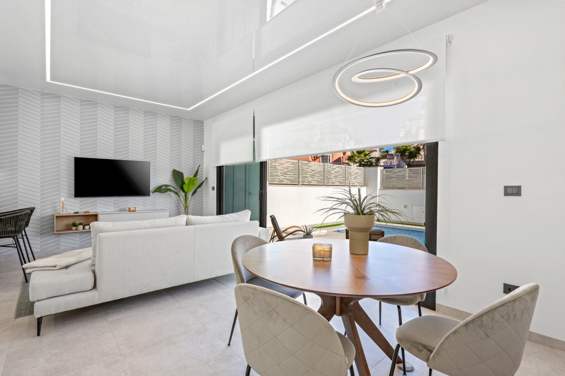 Brukt - Villa -
Orihuela Costa - Costa Blanca