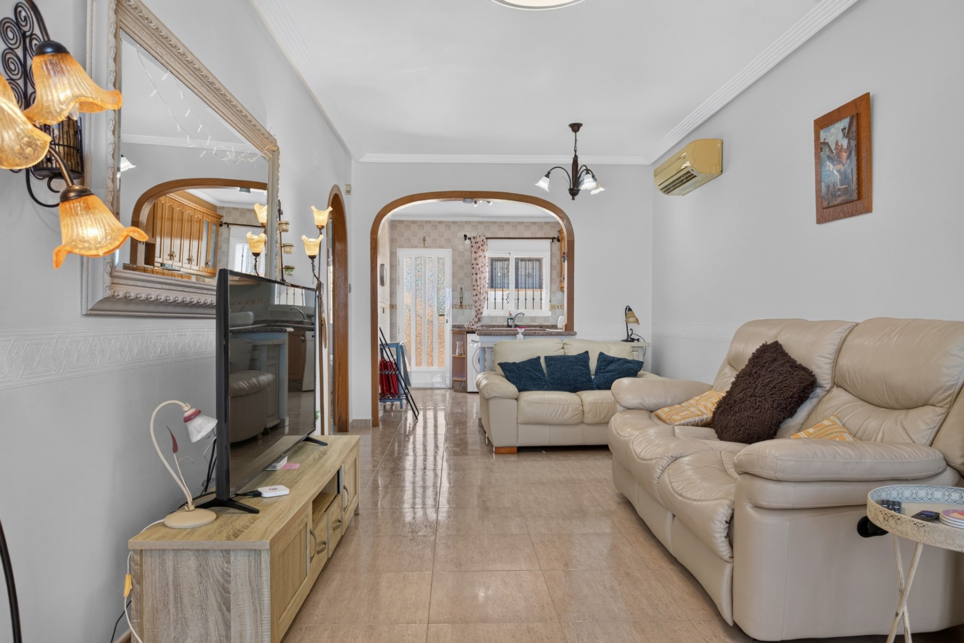 Brukt - Villa -
Orihuela Costa - Costa Blanca