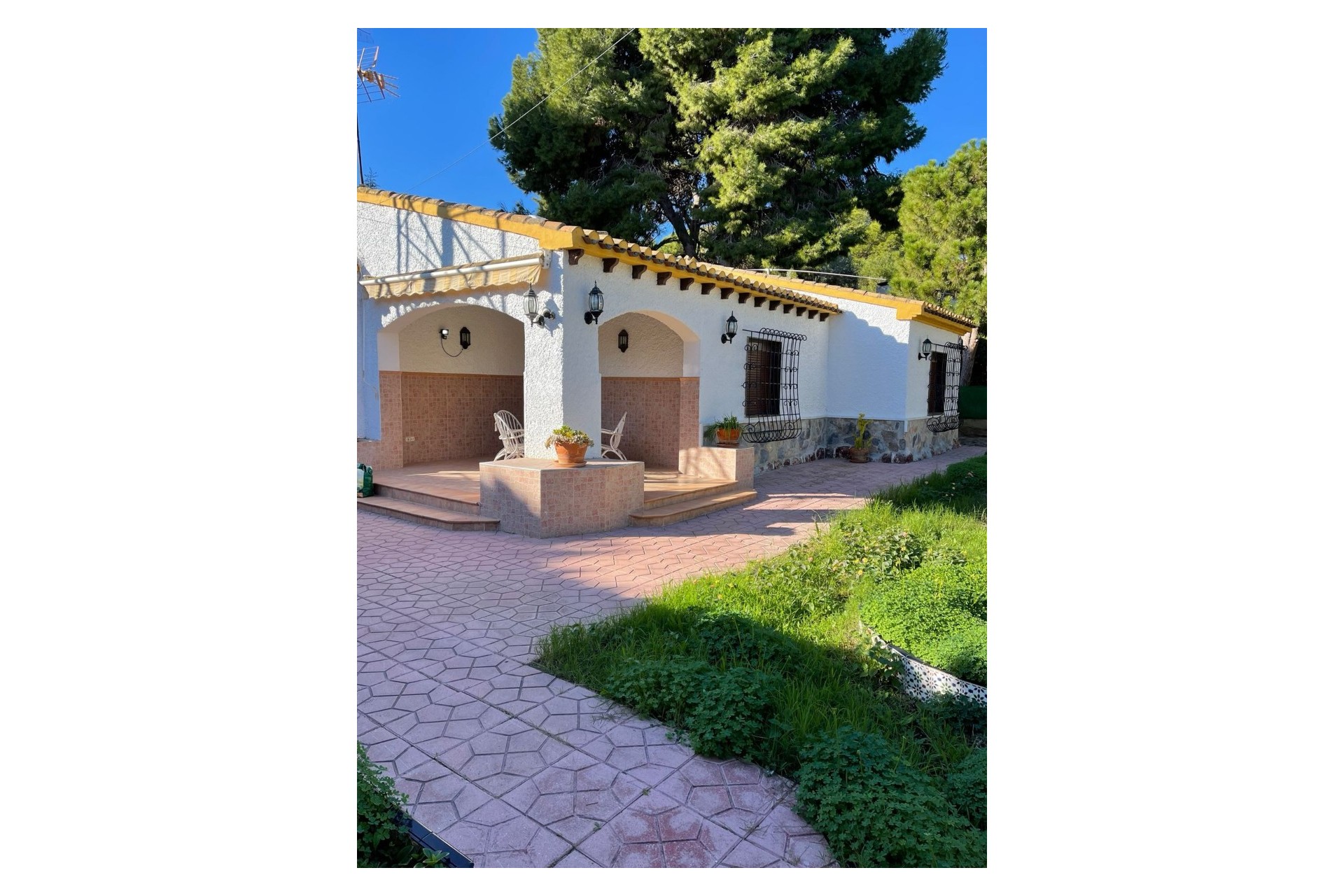 Brukt - Villa -
Orihuela Costa - Costa Blanca