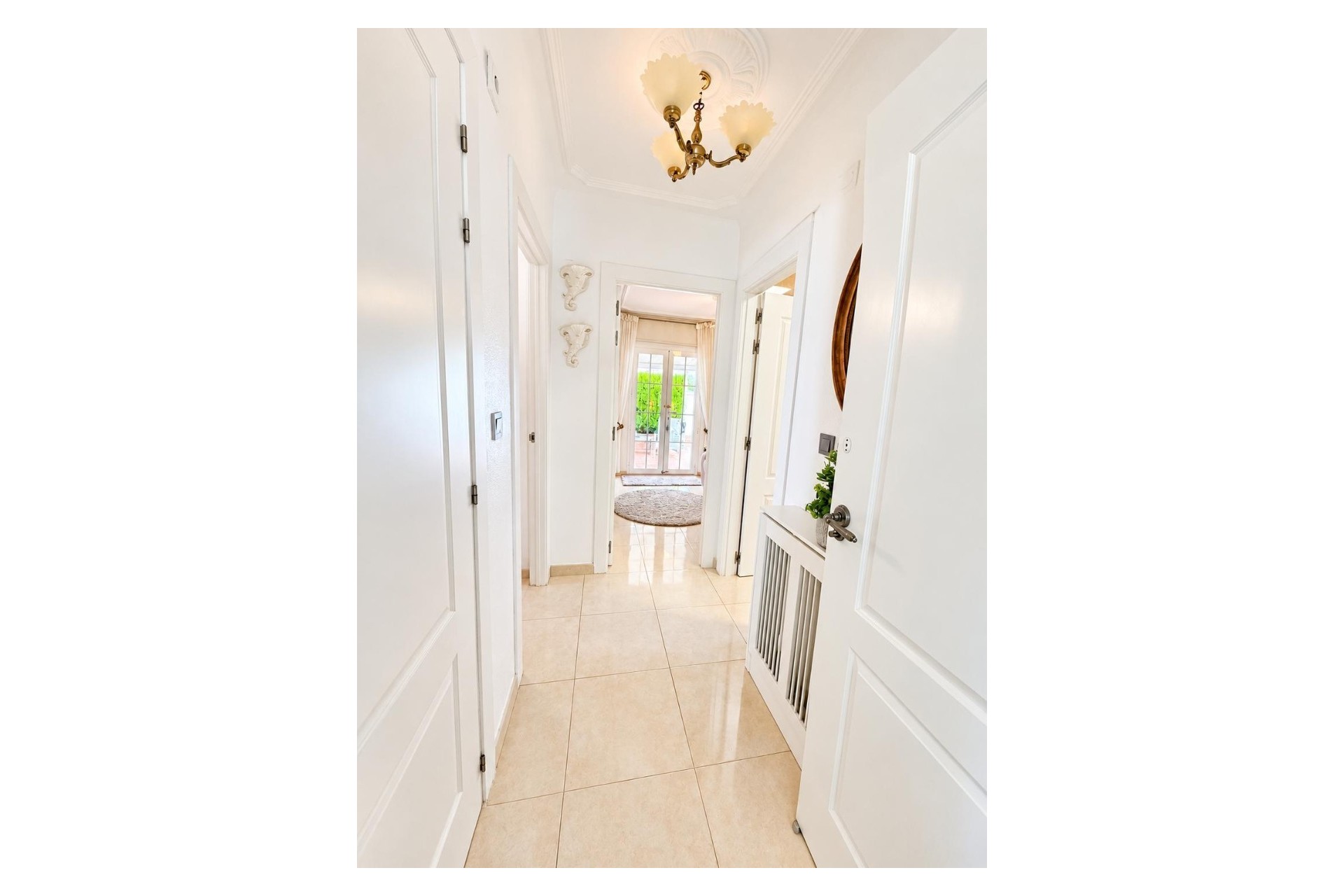 Brukt - Villa -
Orihuela Costa - Costa Blanca