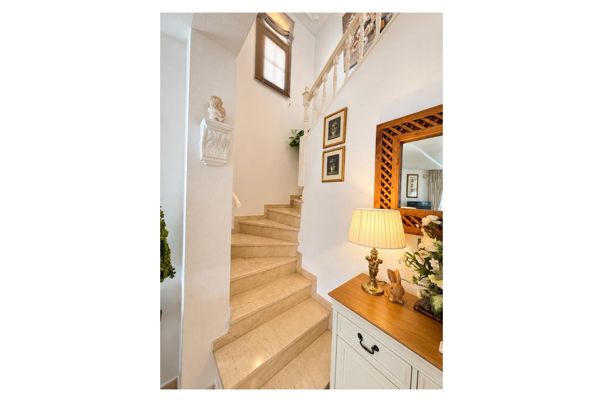 Brukt - Villa -
Orihuela Costa - Costa Blanca
