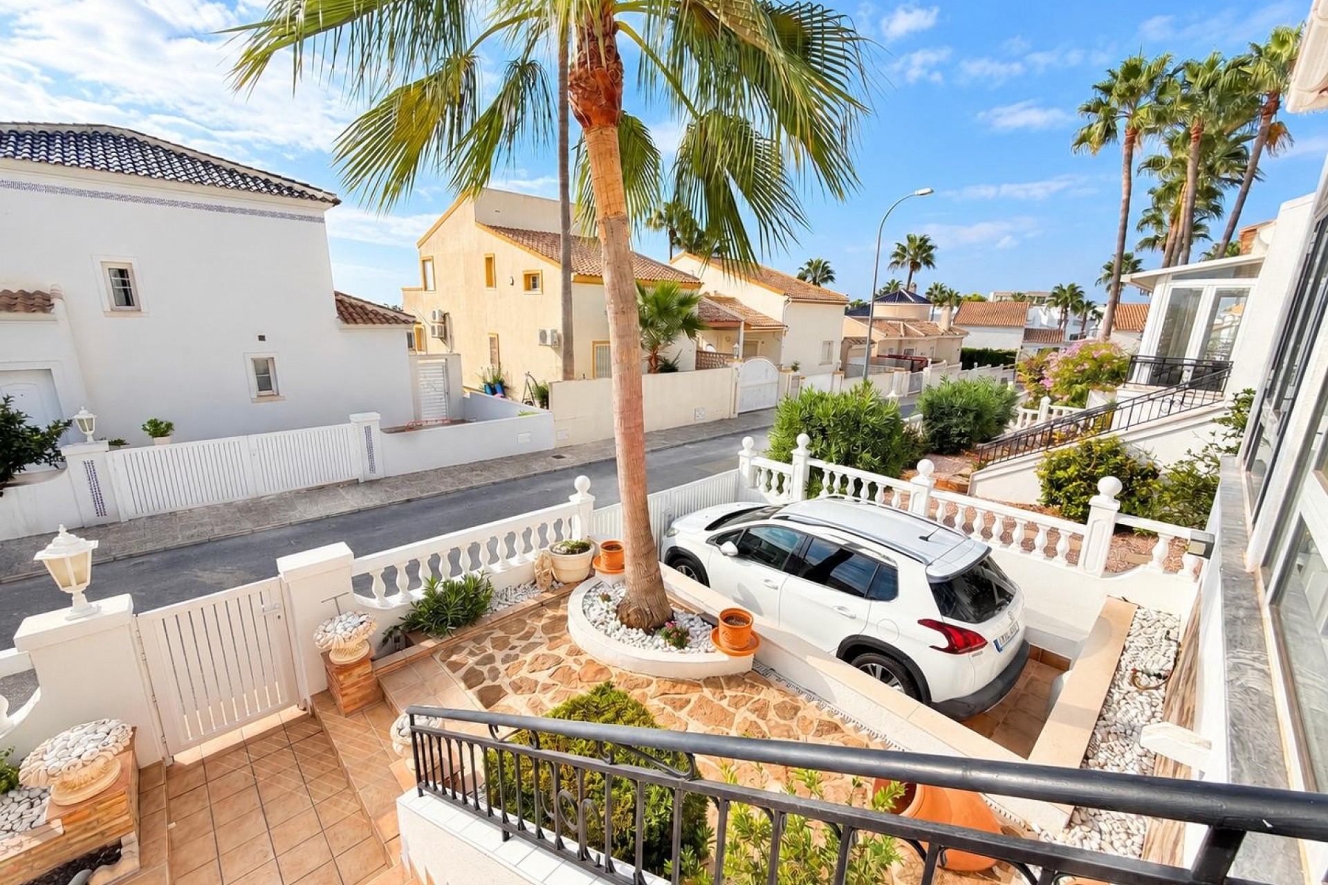Brukt - Villa -
Orihuela Costa - Costa Blanca
