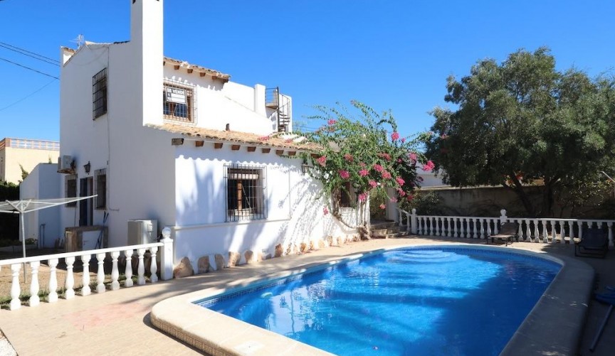 Brukt - Villa -
Orihuela Costa - Costa Blanca