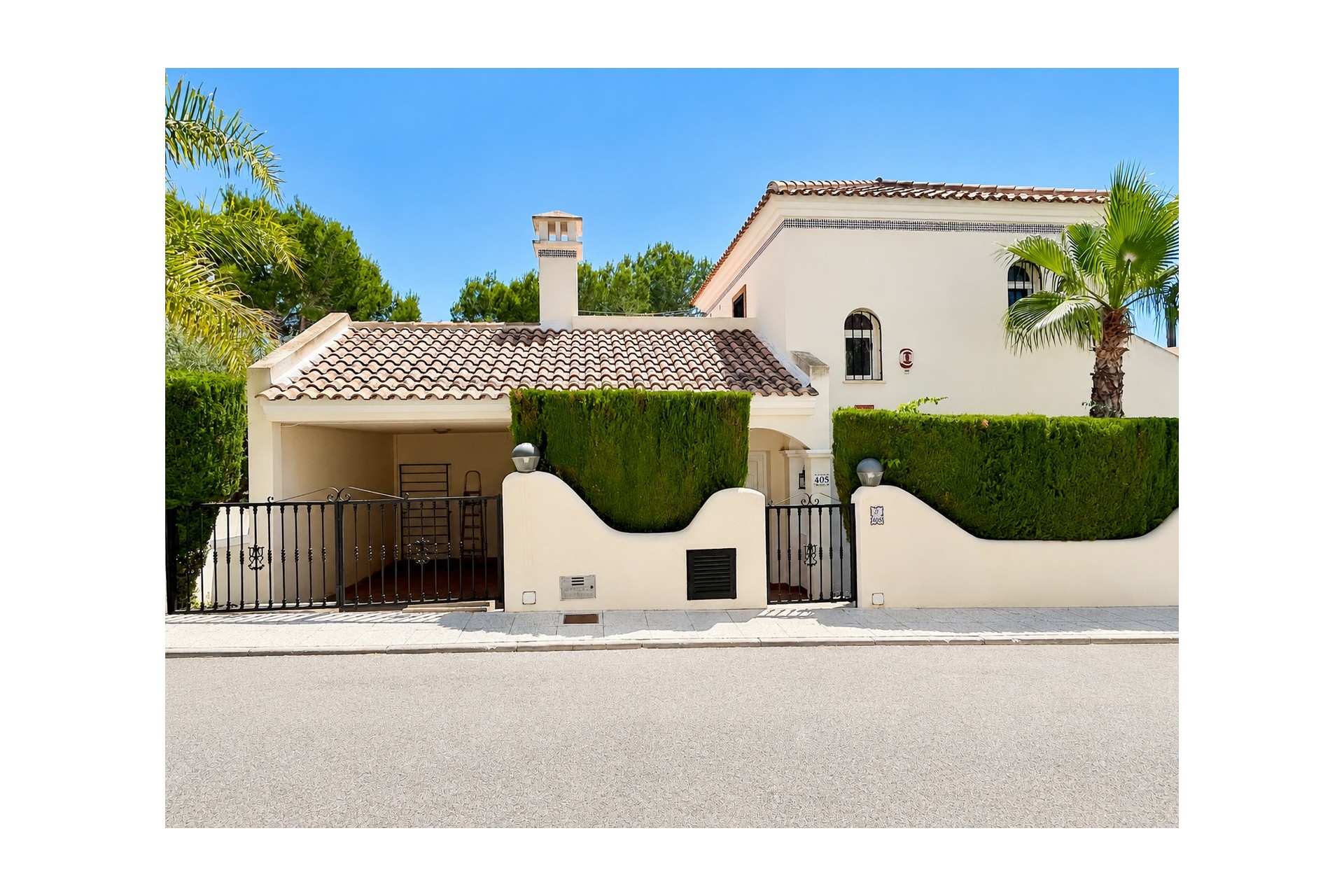 Brukt - Villa -
Orihuela Costa - Costa Blanca