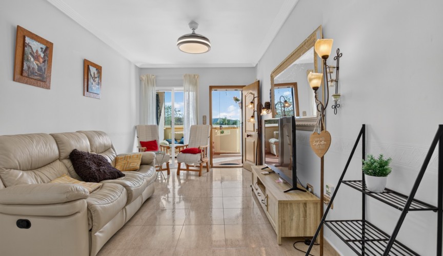 Brukt - Villa -
Orihuela Costa - Costa Blanca