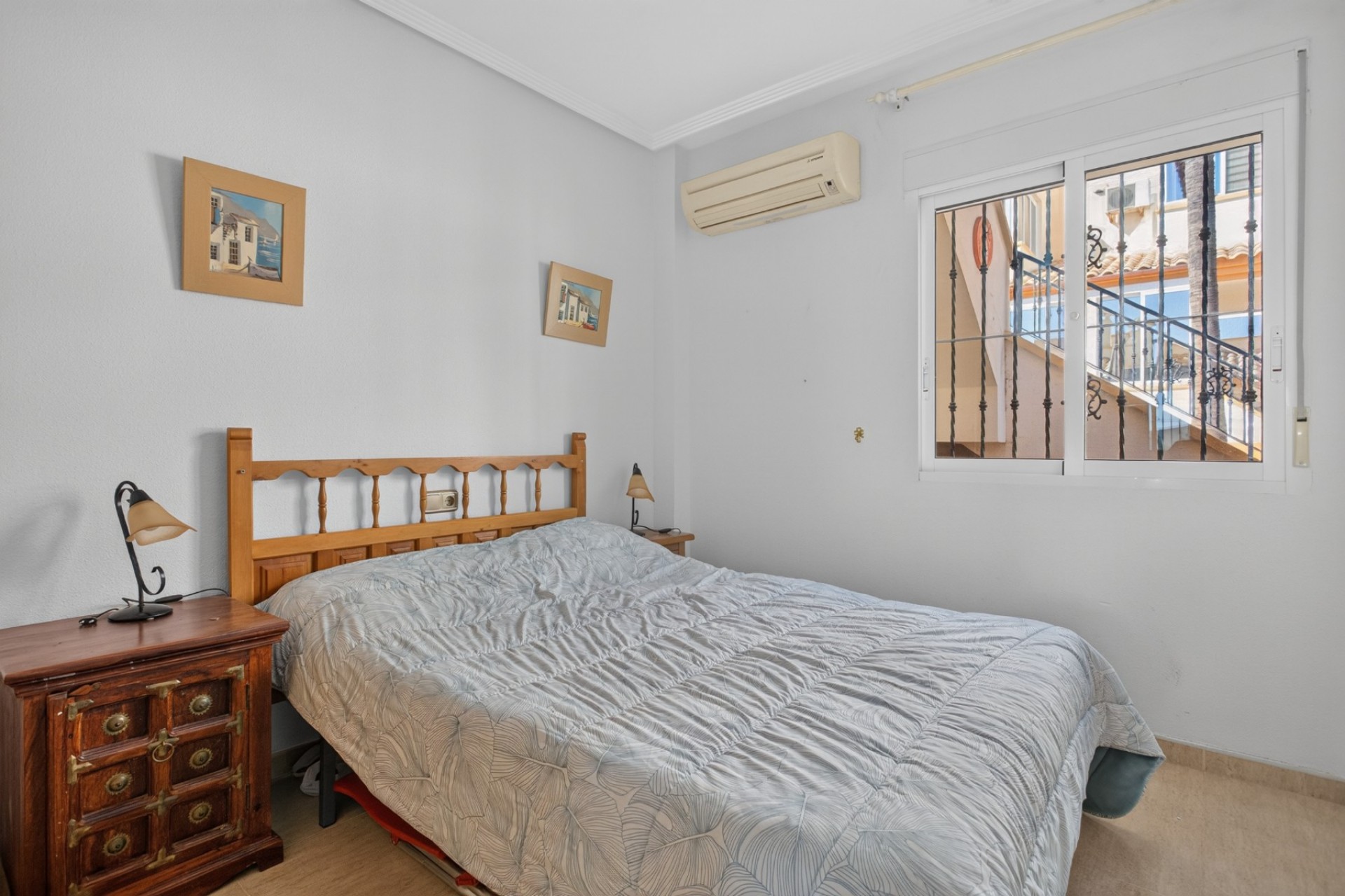 Brukt - Villa -
Orihuela Costa - Costa Blanca