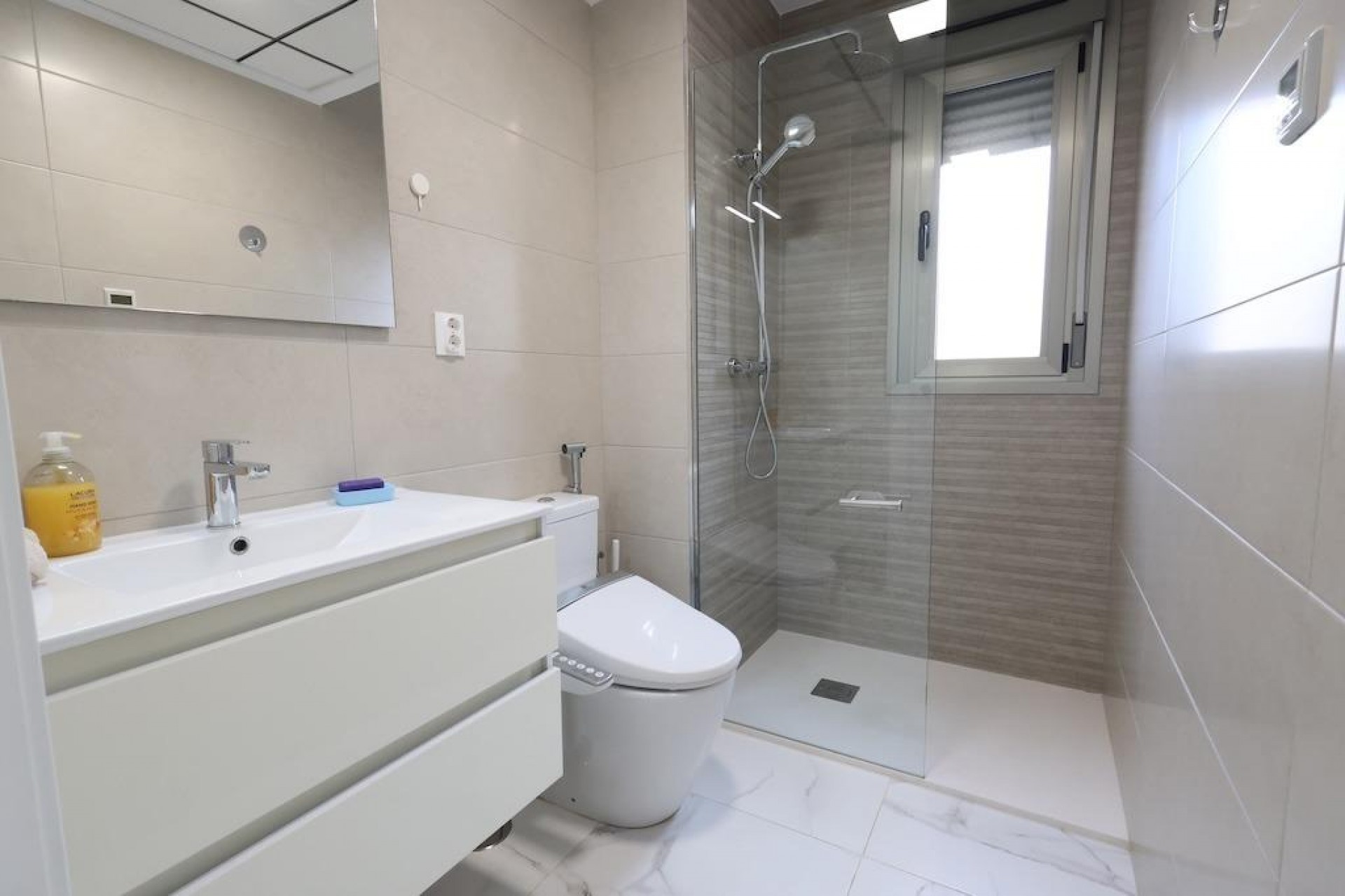Brukt - Villa -
Orihuela Costa - Costa Blanca