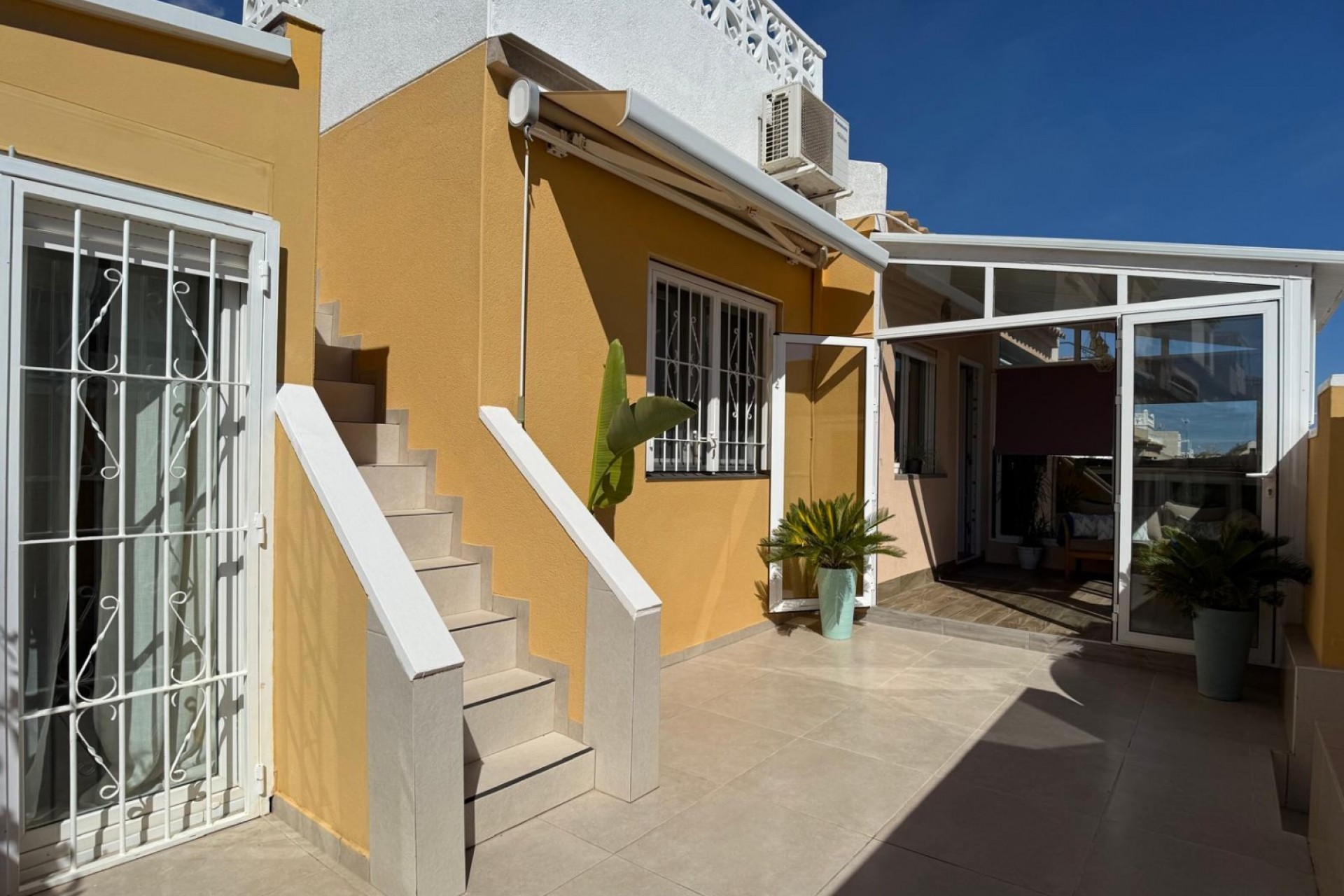 Brukt - Villa -
Orihuela Costa - Costa Blanca