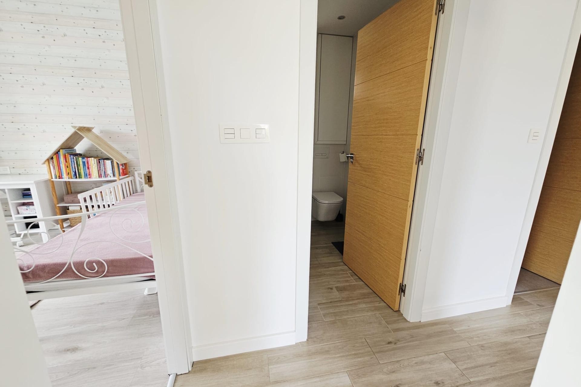 Brukt - Villa -
Orihuela Costa - La Regia