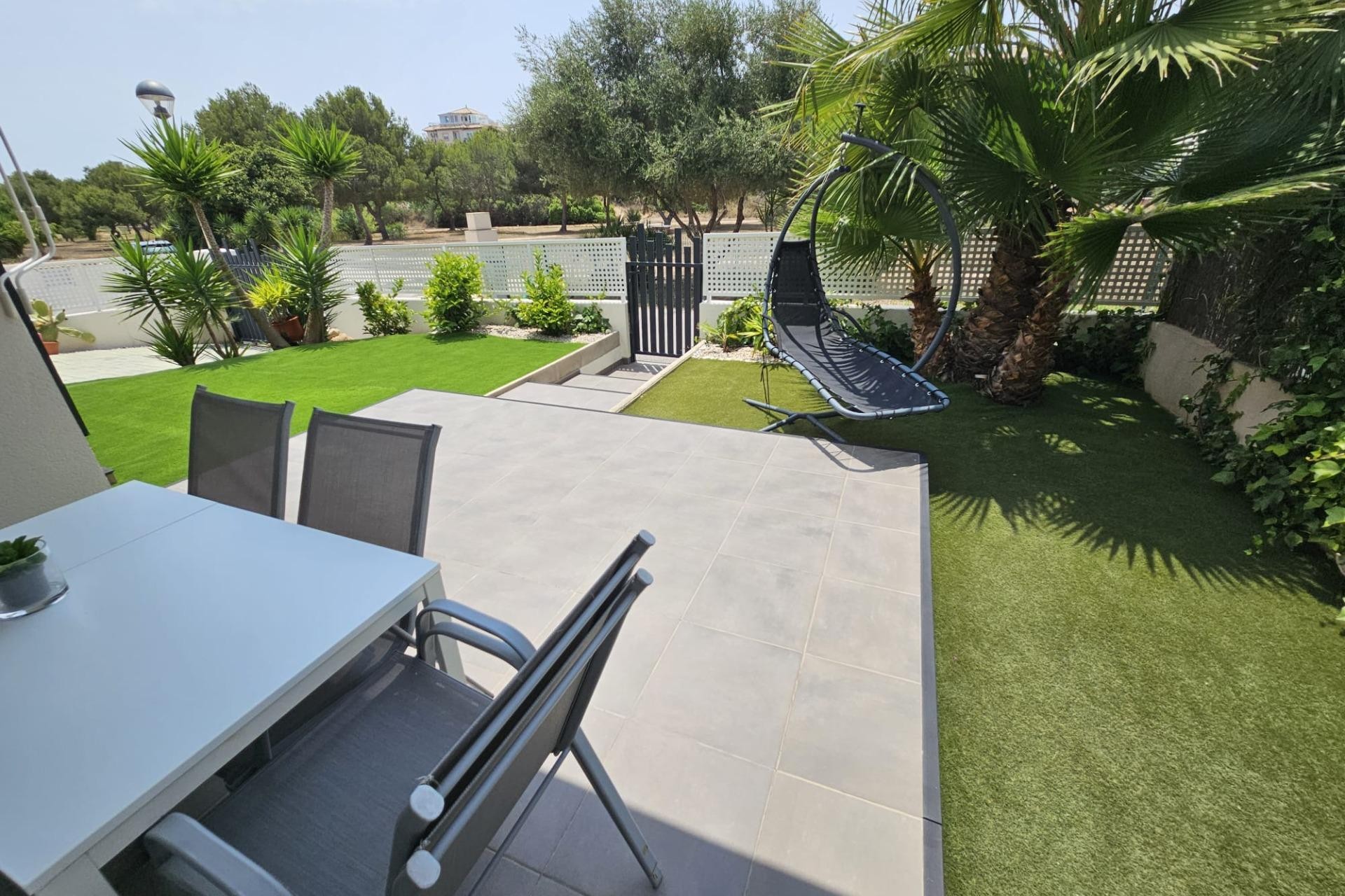 Brukt - Villa -
Orihuela Costa - La Regia