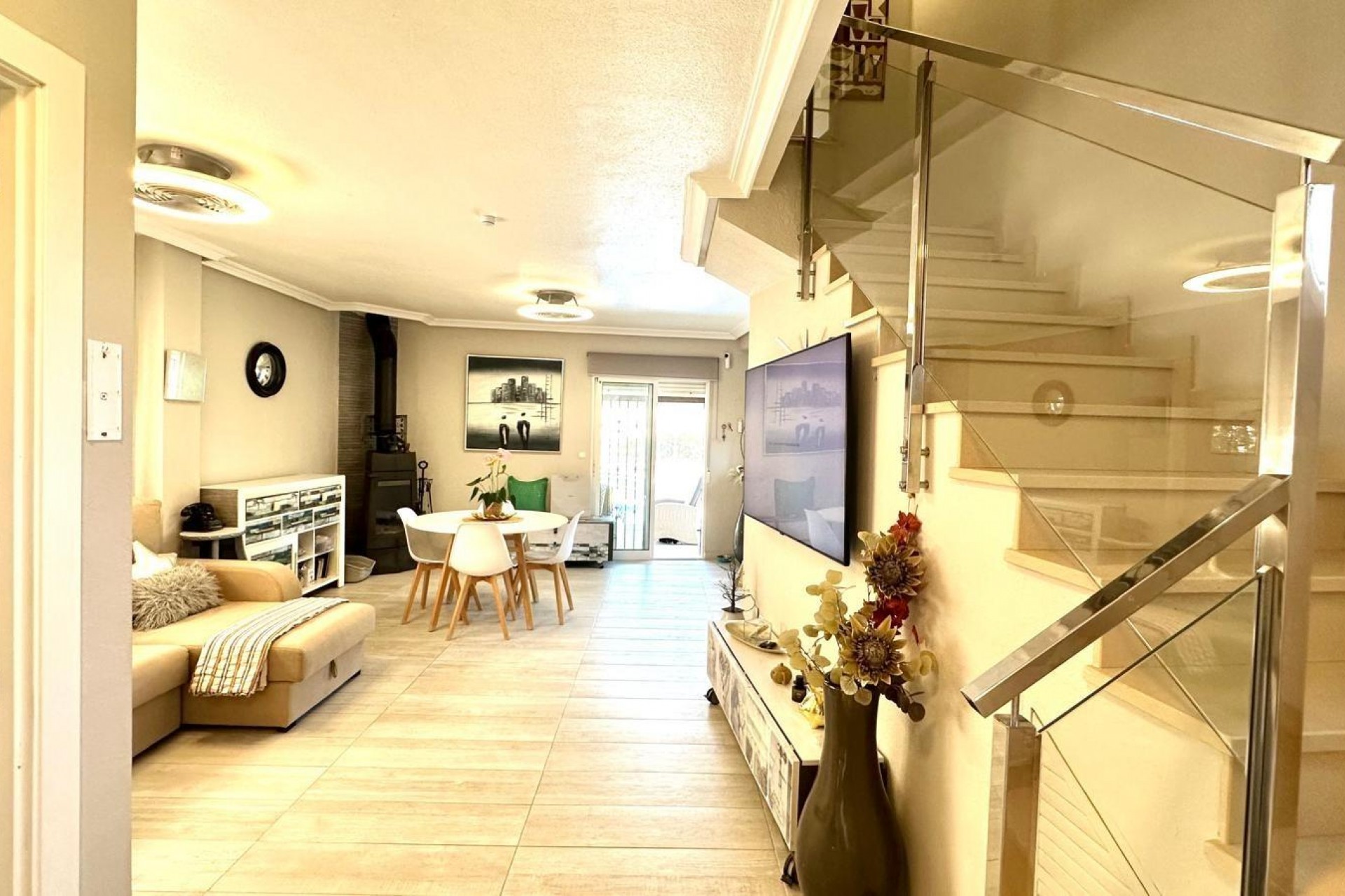 Brukt - Villa -
Orihuela Costa - La Regia