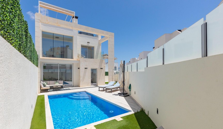 Brukt - Villa -
Orihuela Costa - Lomas de Cabo Roig