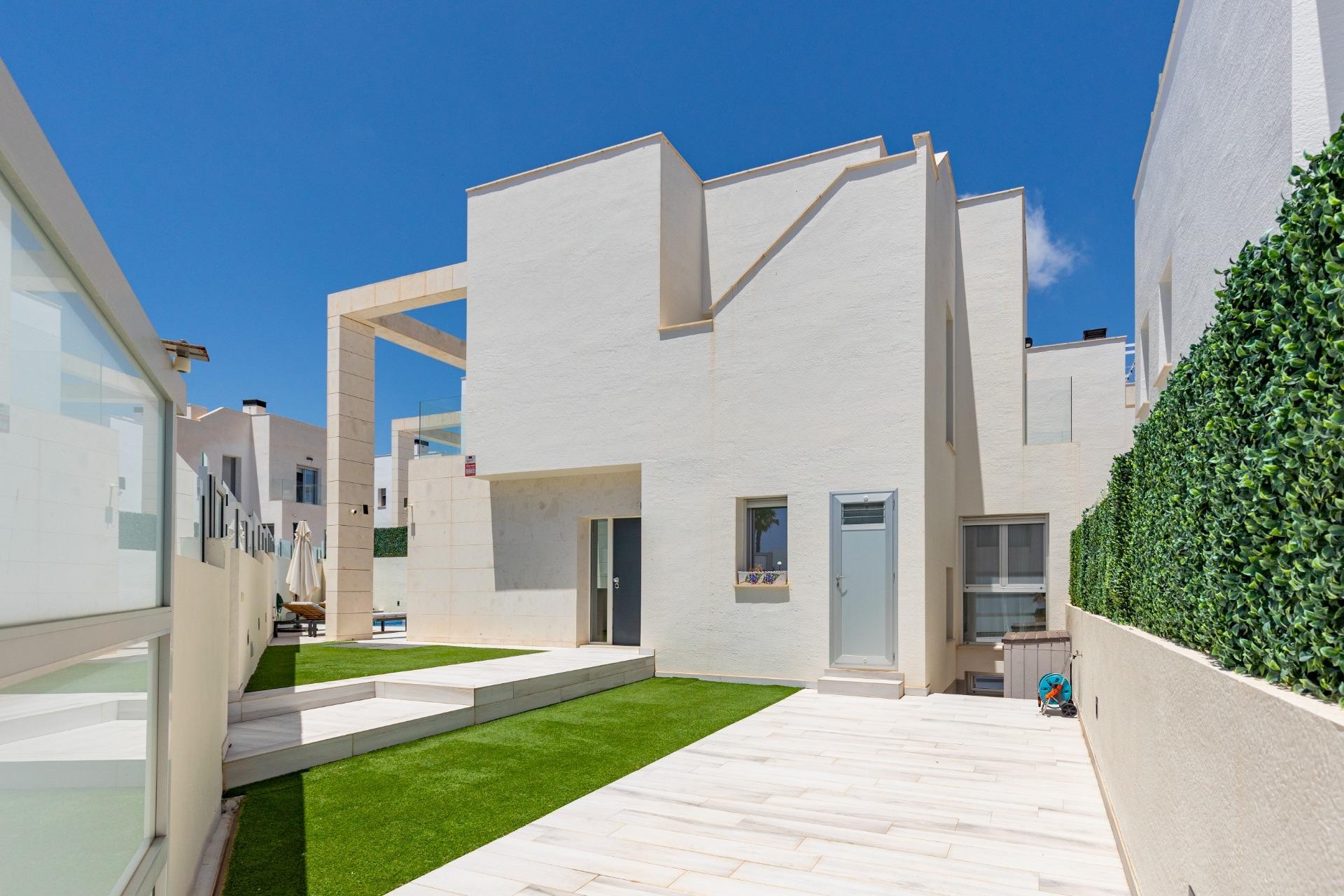 Brukt - Villa -
Orihuela Costa - Lomas de Cabo Roig