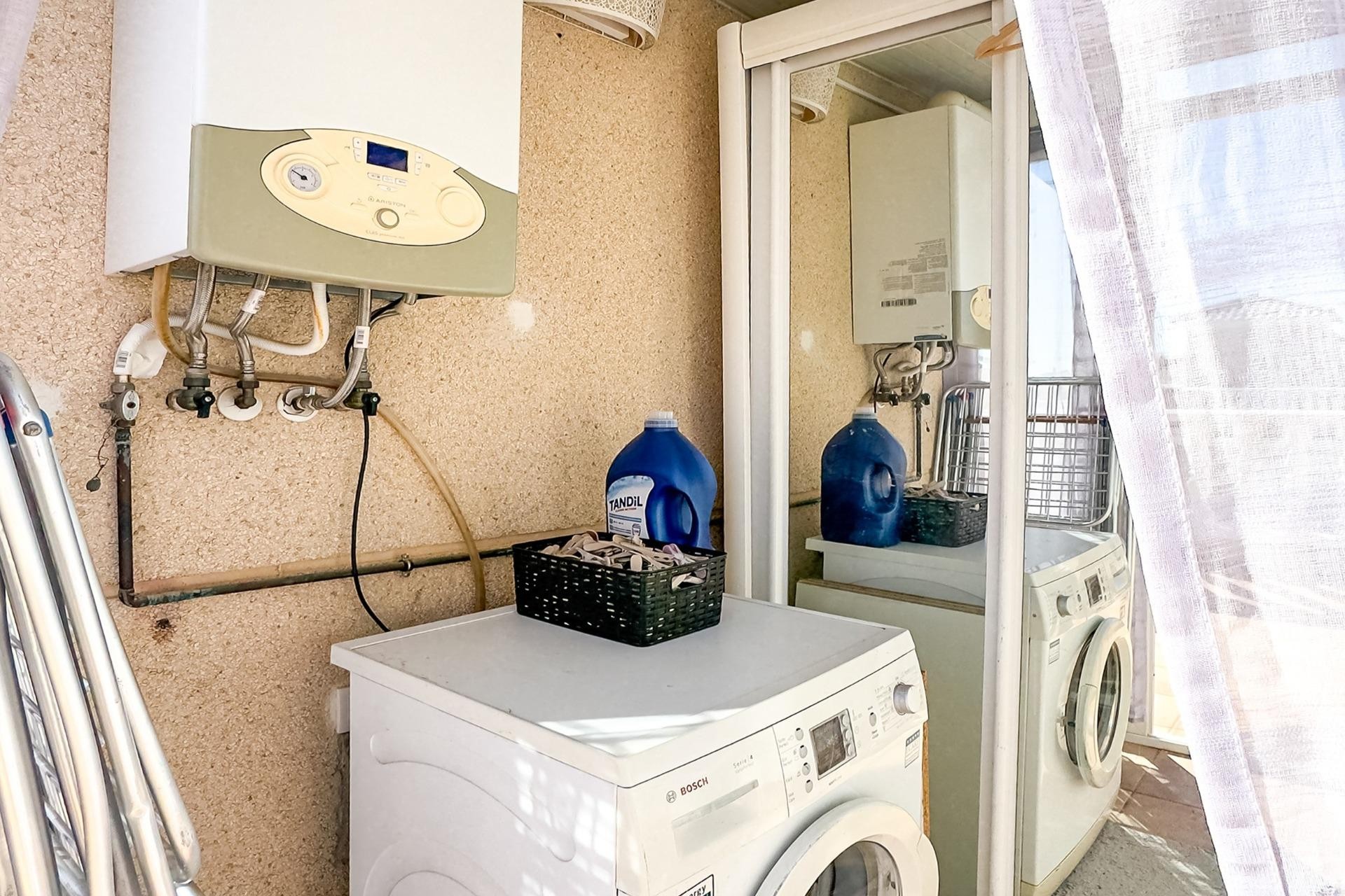 Brukt - Villa -
Orihuela Costa - Los Almendros-la Florida