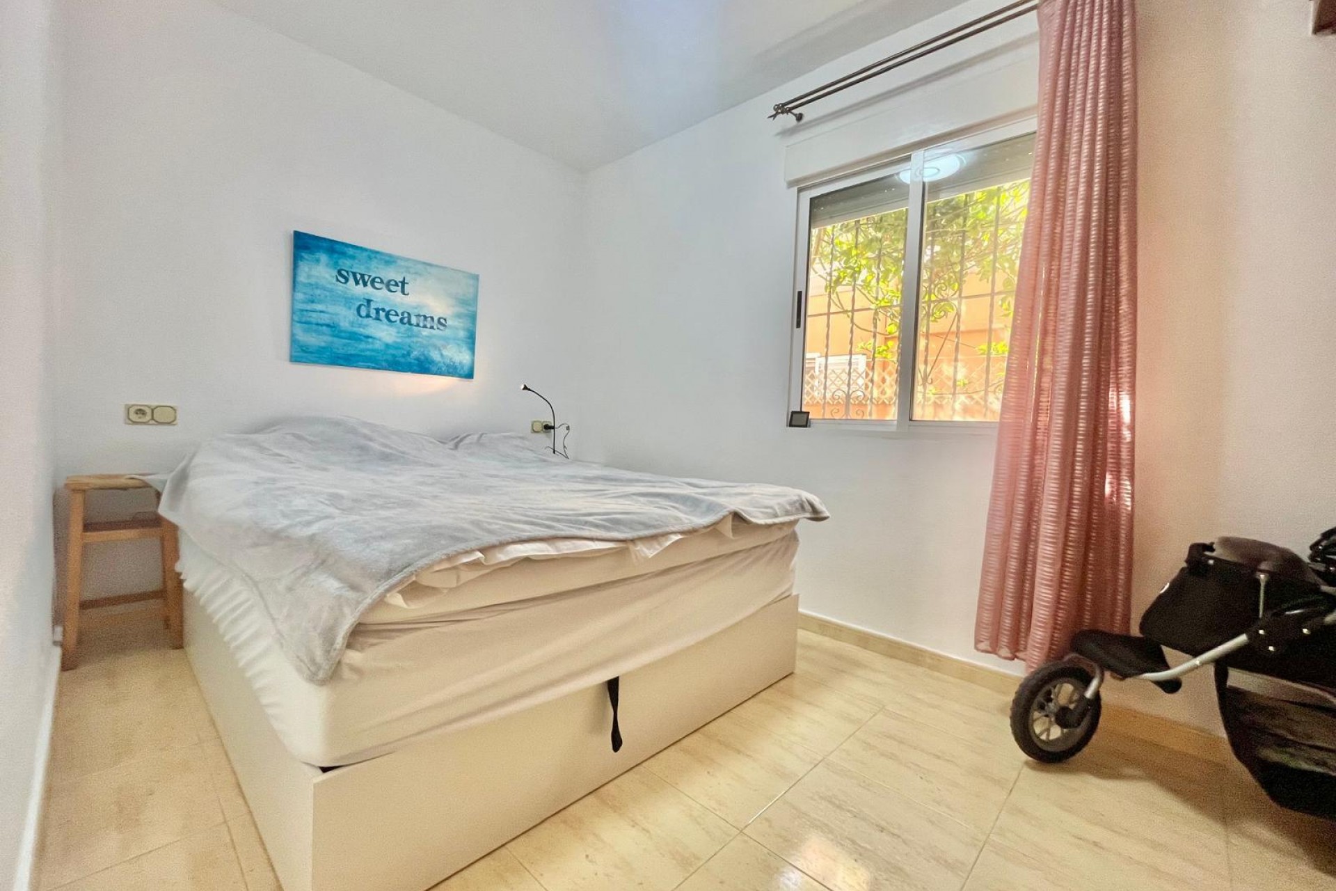 Brukt - Villa -
Orihuela Costa - Los Almendros-la Florida