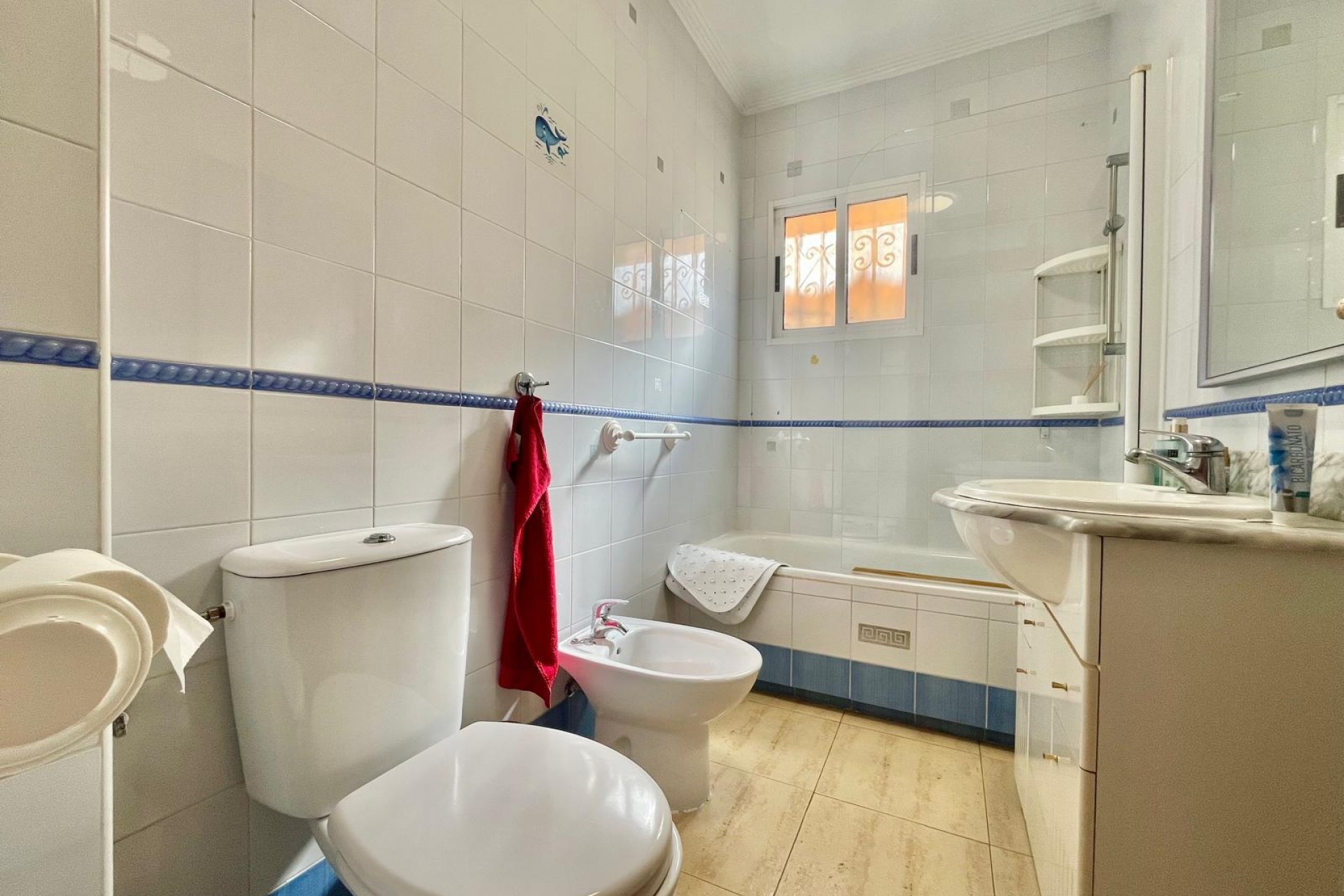 Brukt - Villa -
Orihuela Costa - Los Almendros-la Florida