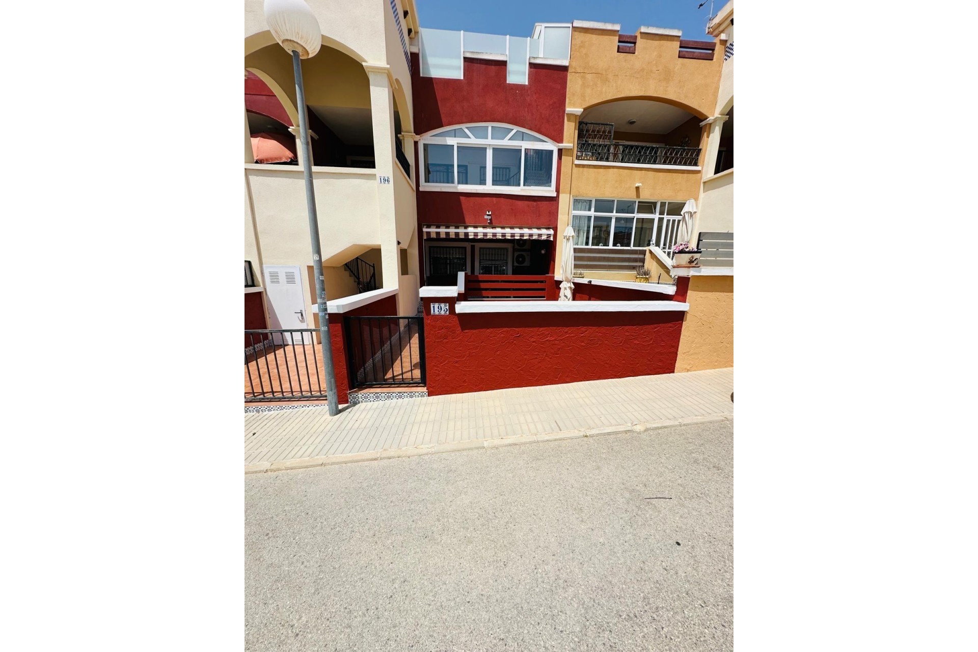 Brukt - Villa -
Orihuela Costa - Los Altos