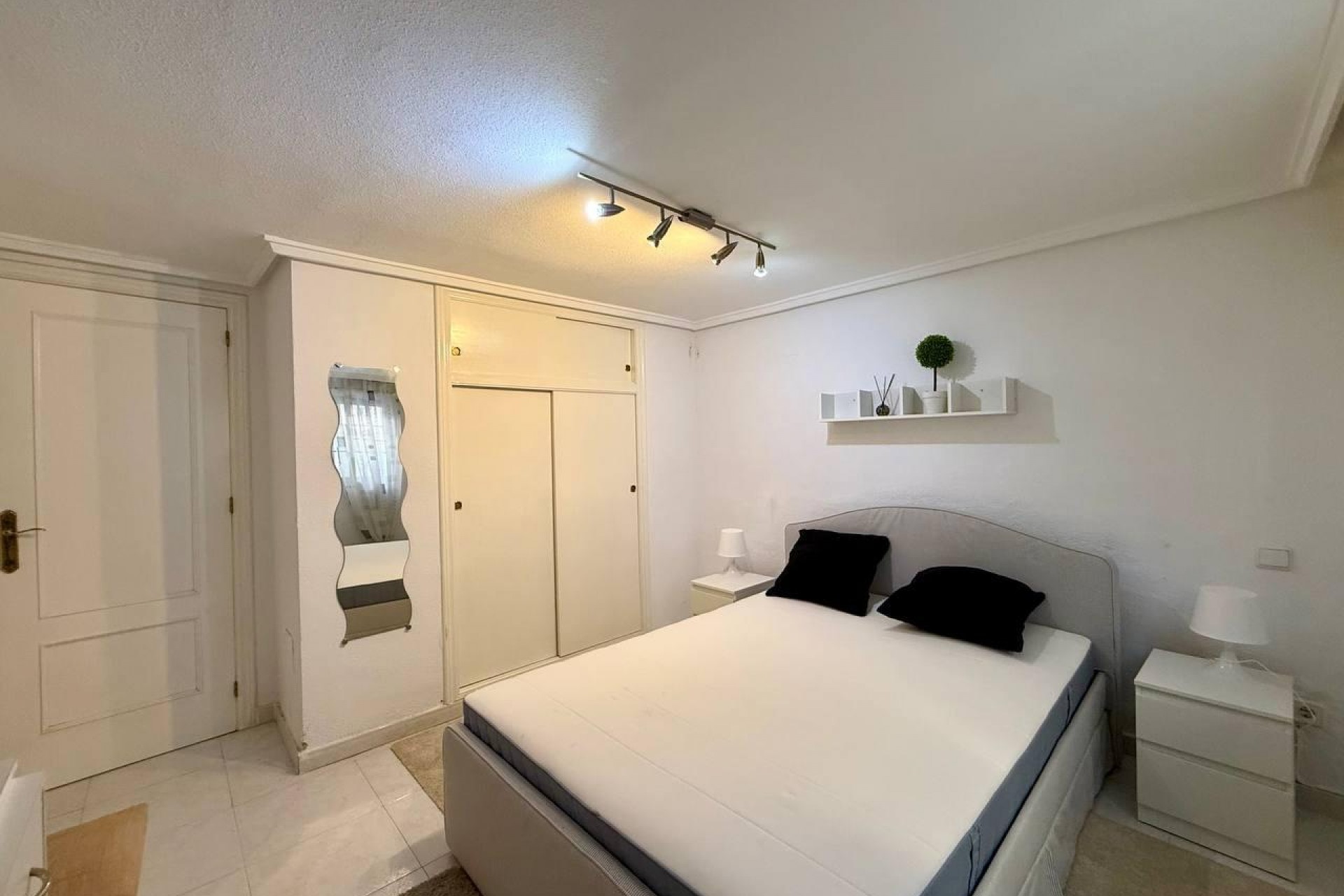 Brukt - Villa -
Orihuela Costa - Playa Flamenca