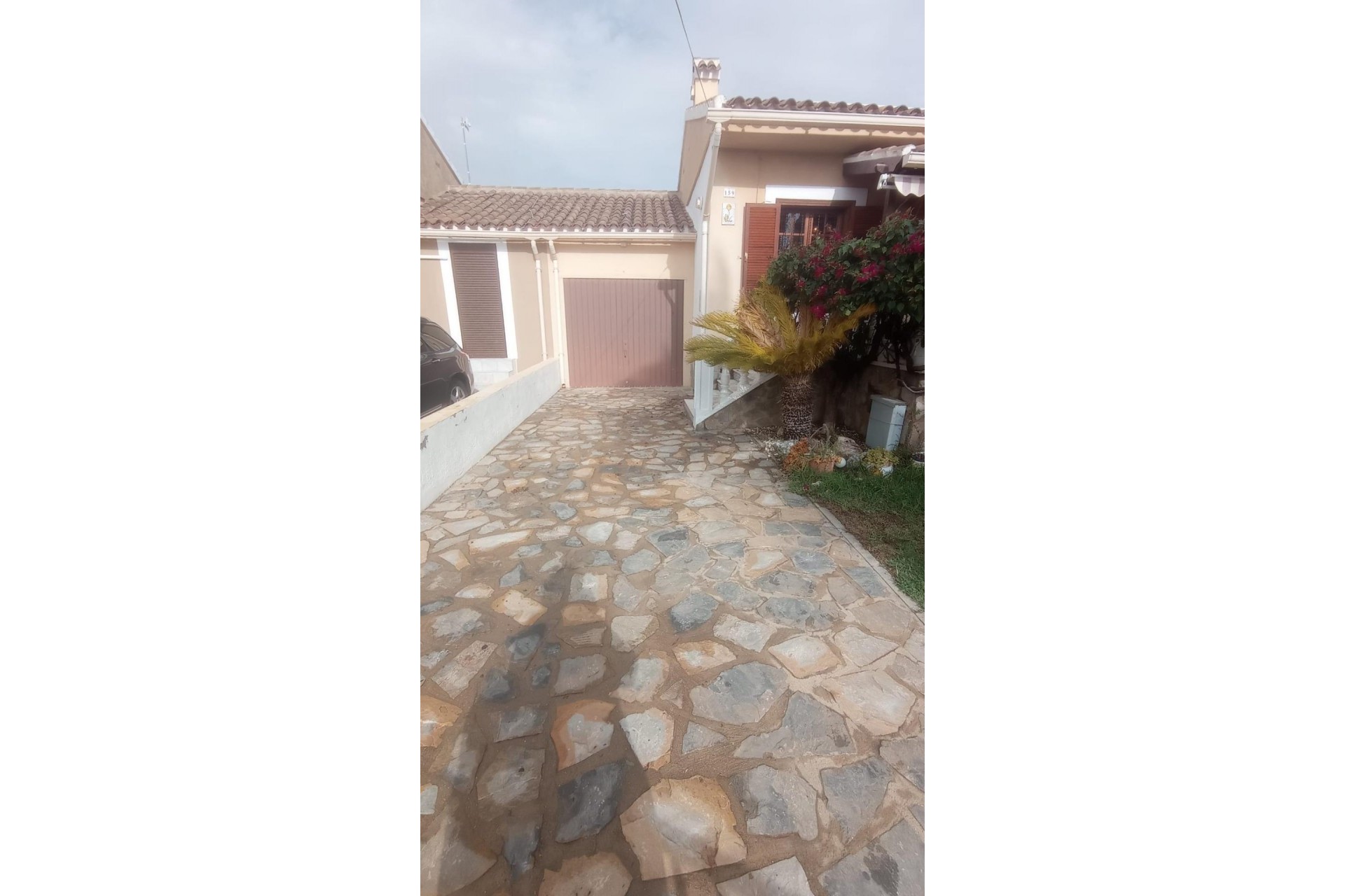 Brukt - Villa -
Orihuela Costa - Punta Prima