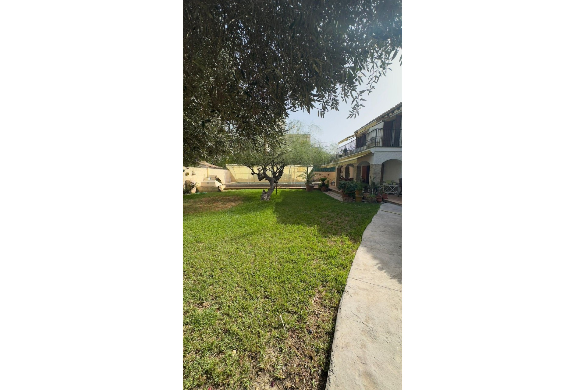 Brukt - Villa -
Orihuela Costa - Punta Prima