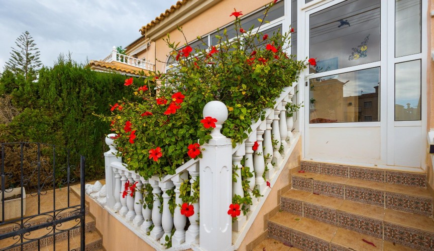 Brukt - Villa -
Orihuela Costa - Villamartín-las Filipinas