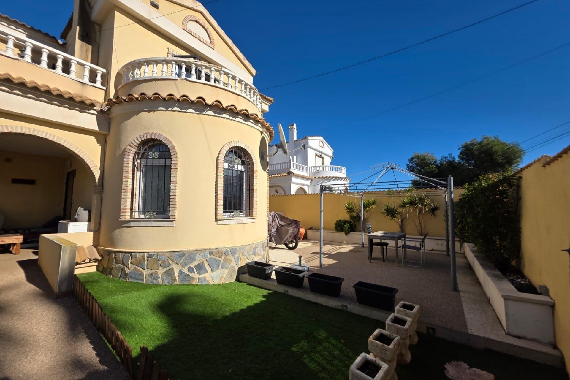 Brukt - Villa -
Orihuela Costa - Villamartín-las Filipinas
