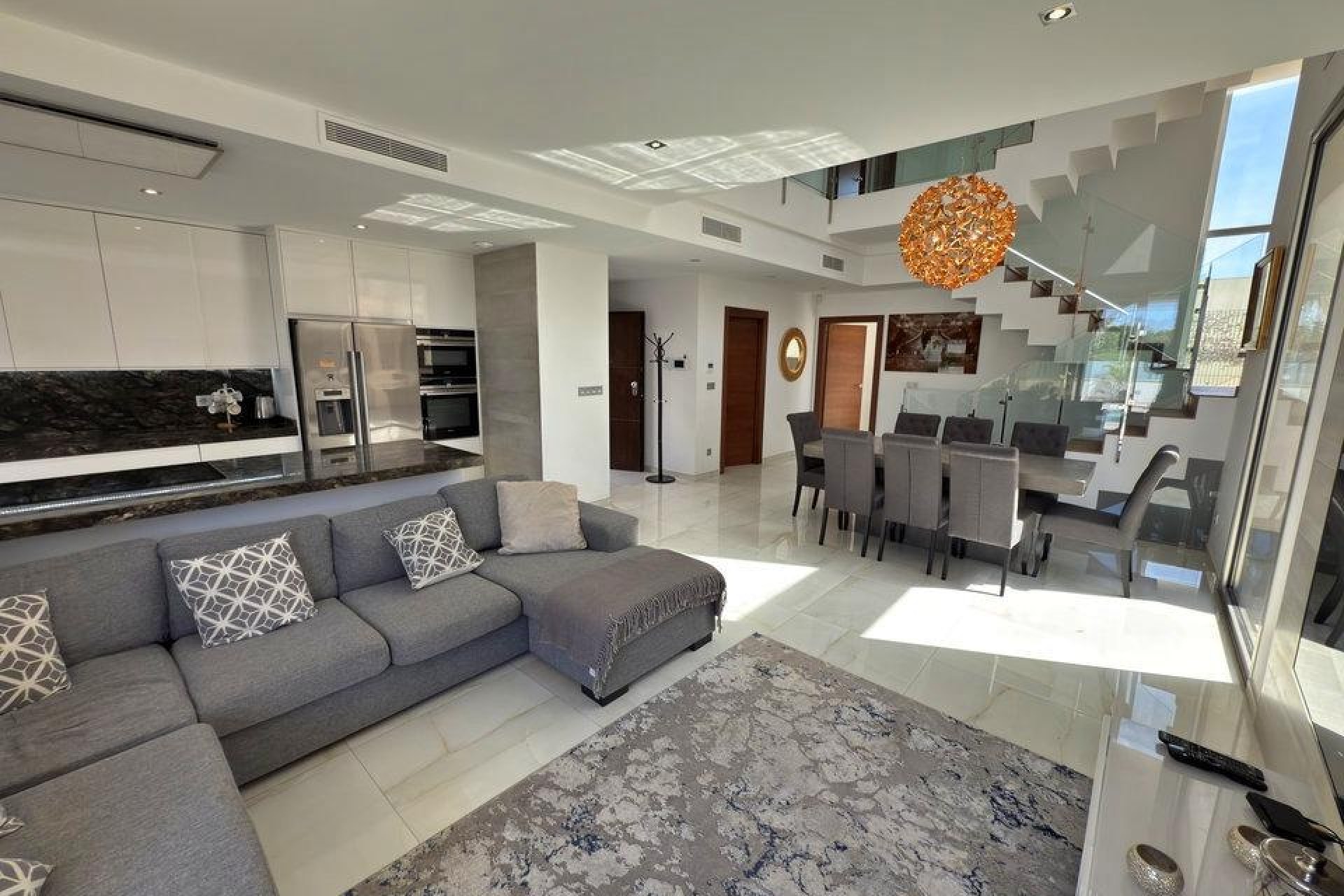 Brukt - Villa -
Orihuela Costa - Villamartín