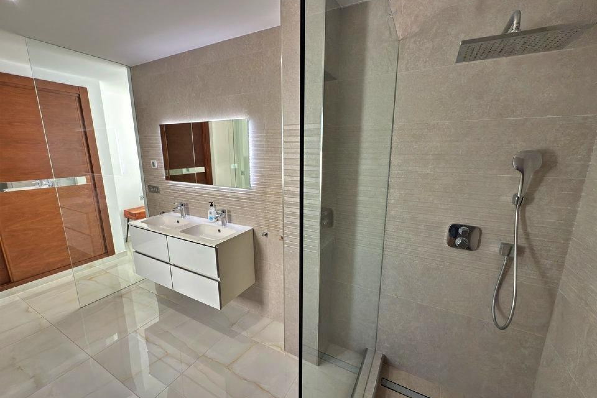 Brukt - Villa -
Orihuela Costa - Villamartín