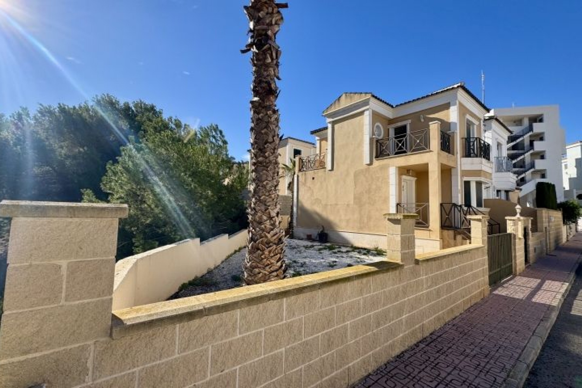 Brukt - Villa -
Orihuela - Inland