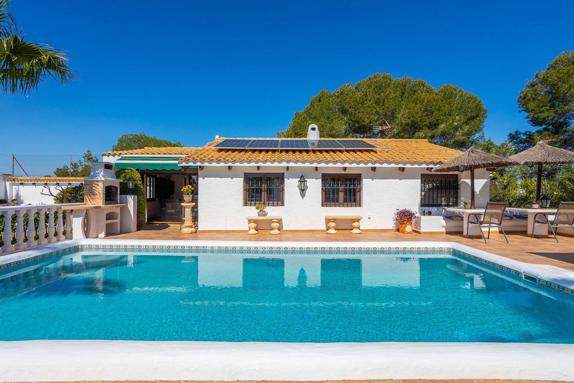Brukt - Villa -
Orihuela - Inland