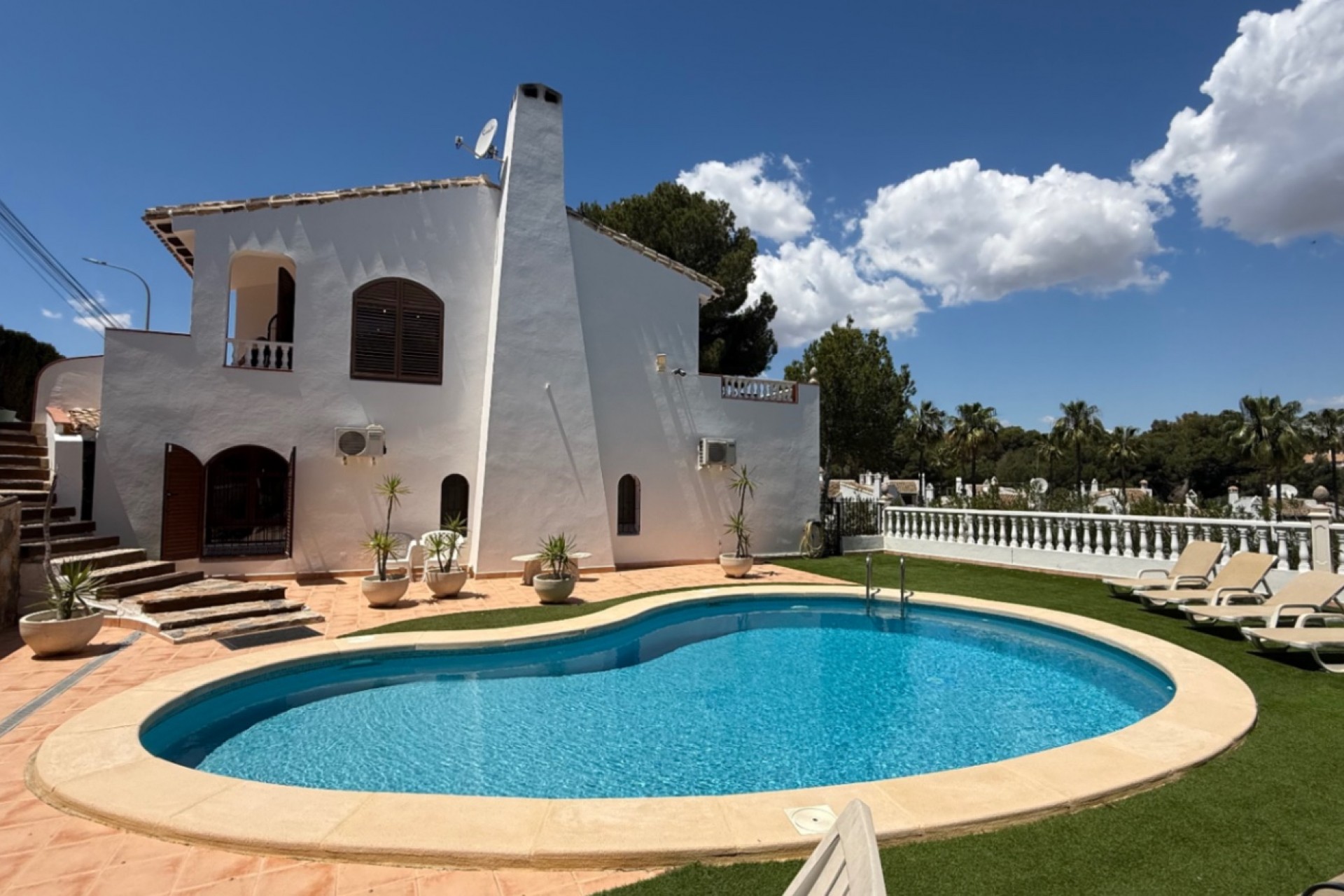 Brukt - Villa -
Orihuela - Inland