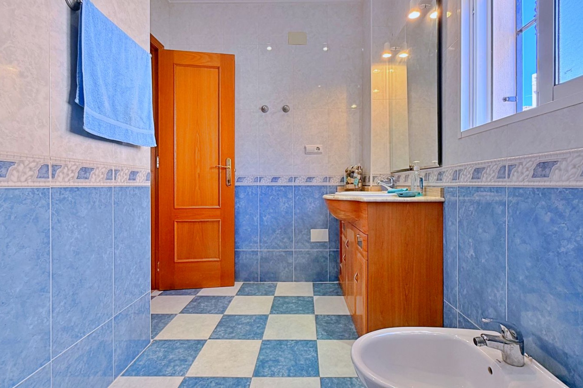 Brukt - Villa -
Orihuela - Inland