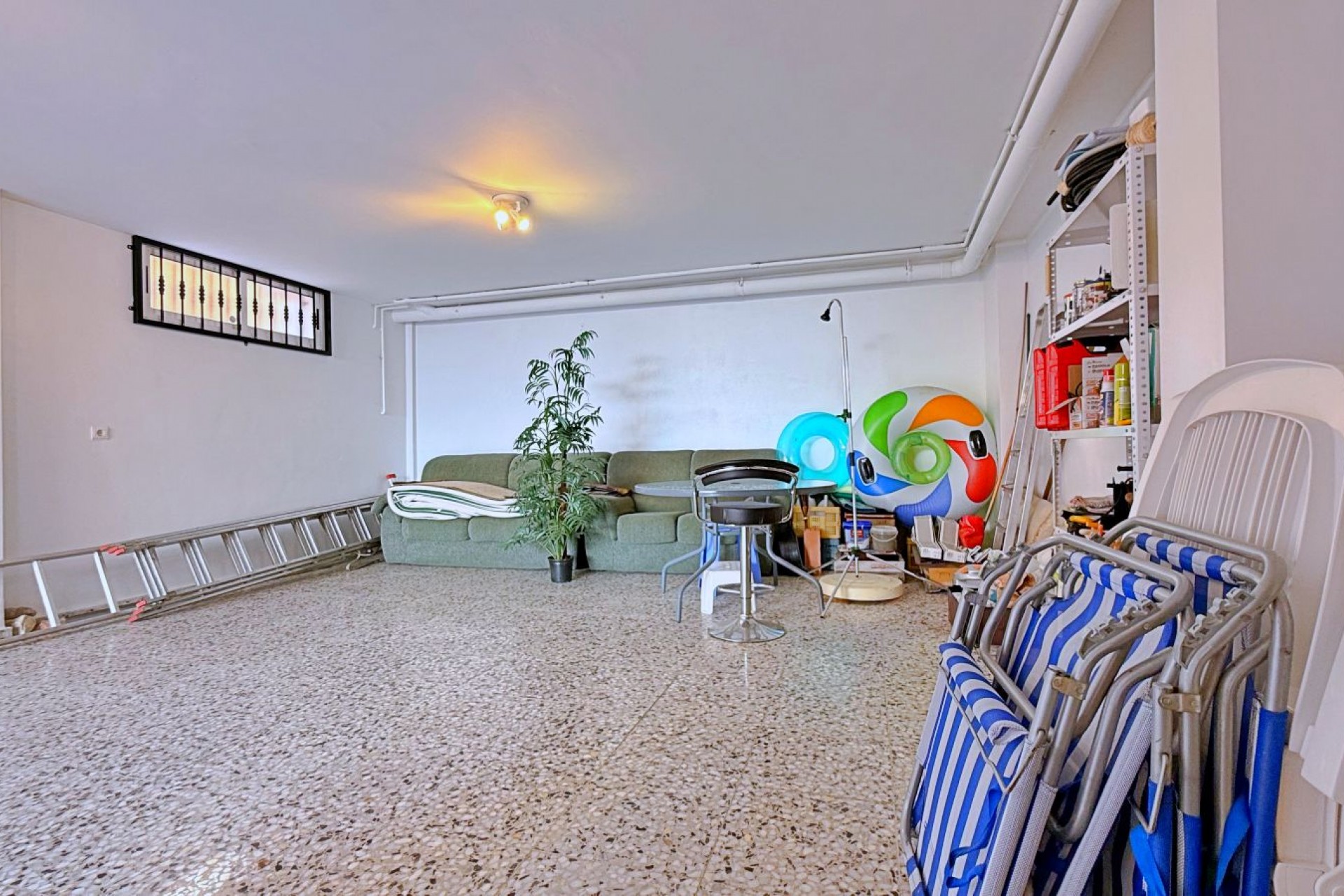 Brukt - Villa -
Orihuela - Inland