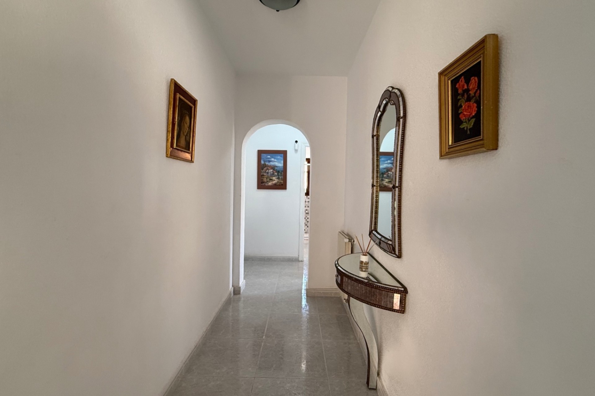 Brukt - Villa -
Orihuela - Inland