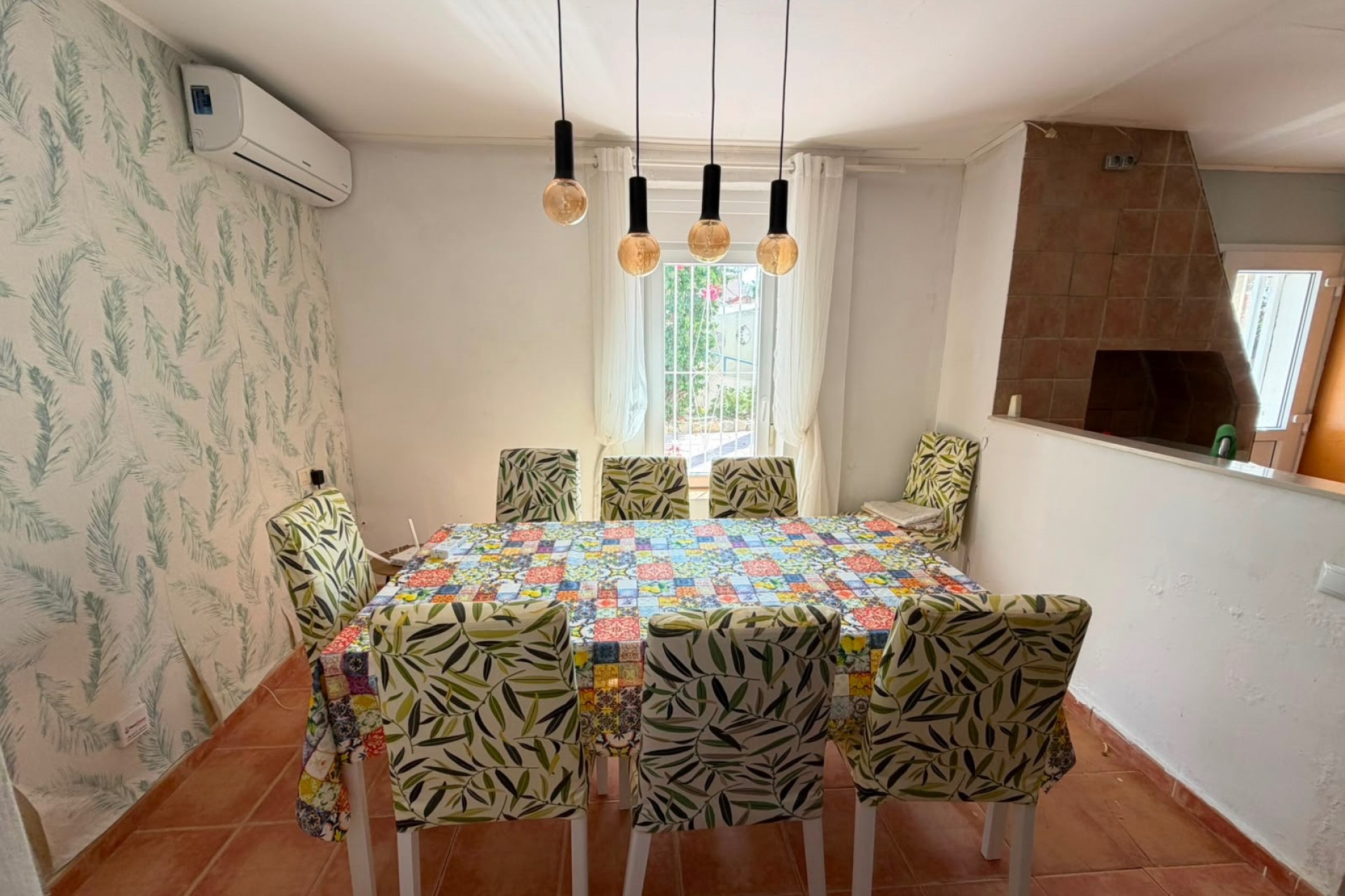 Brukt - Villa -
Orihuela - Inland