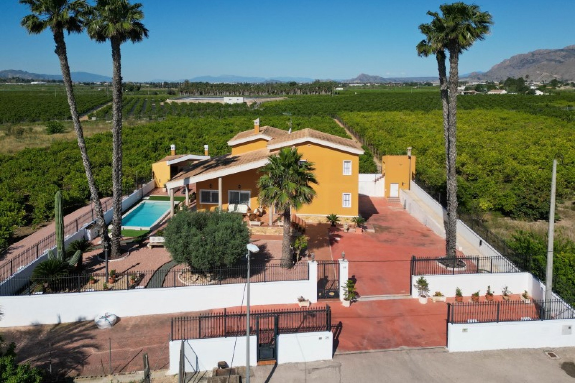 Brukt - Villa -
Orihuela - Inland