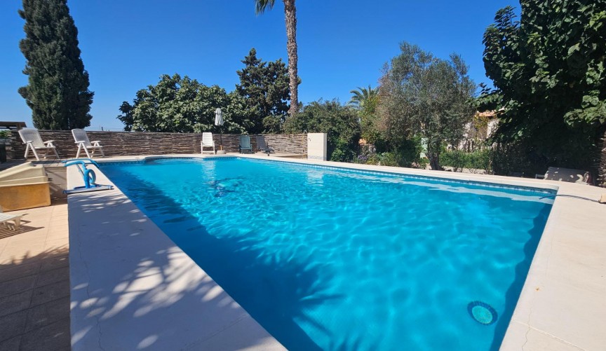 Brukt - Villa -
Orihuela - Molins-campaneta-san Bartolomé