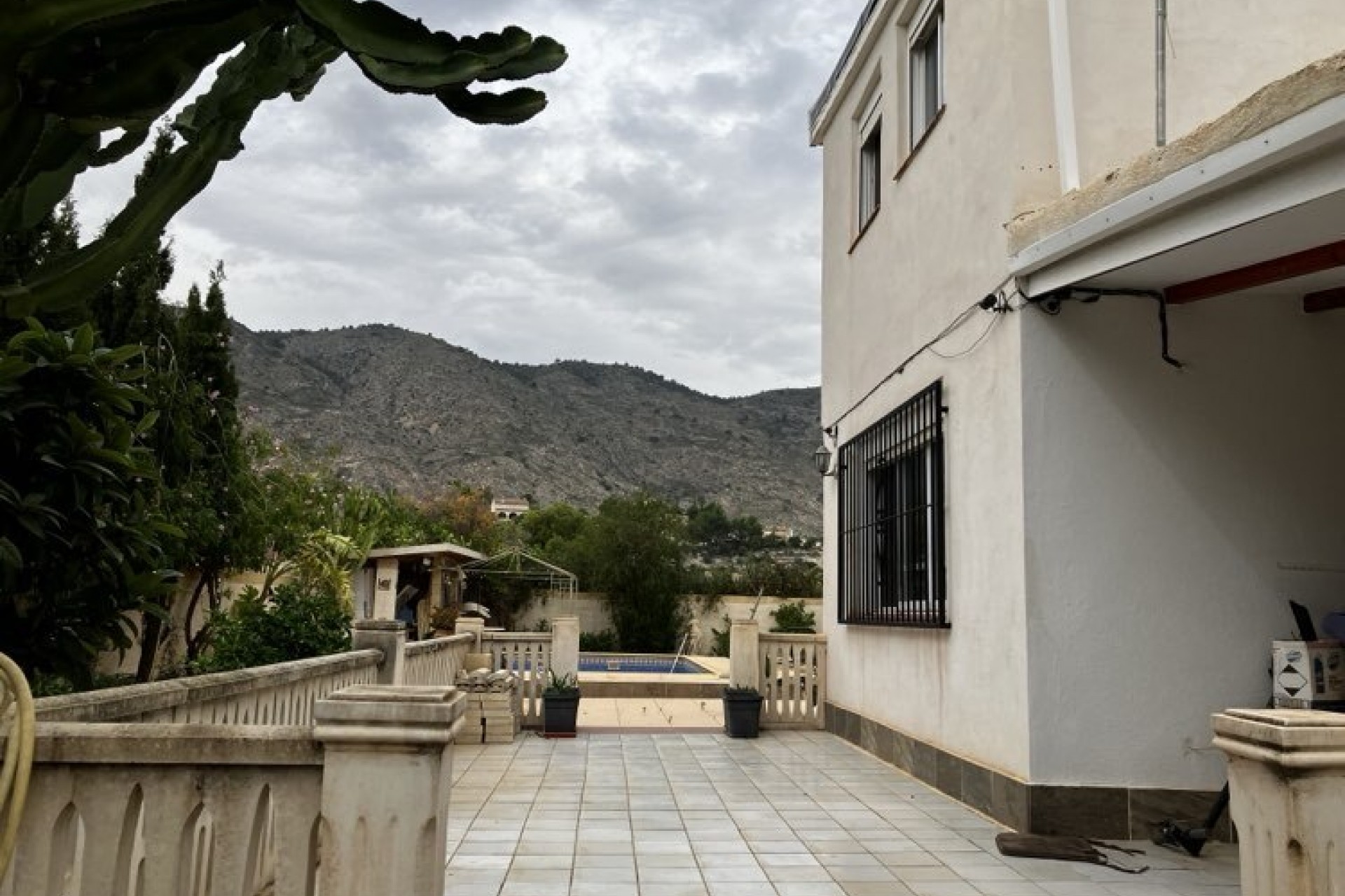 Brukt - Villa -
Orxeta - Costa Blanca