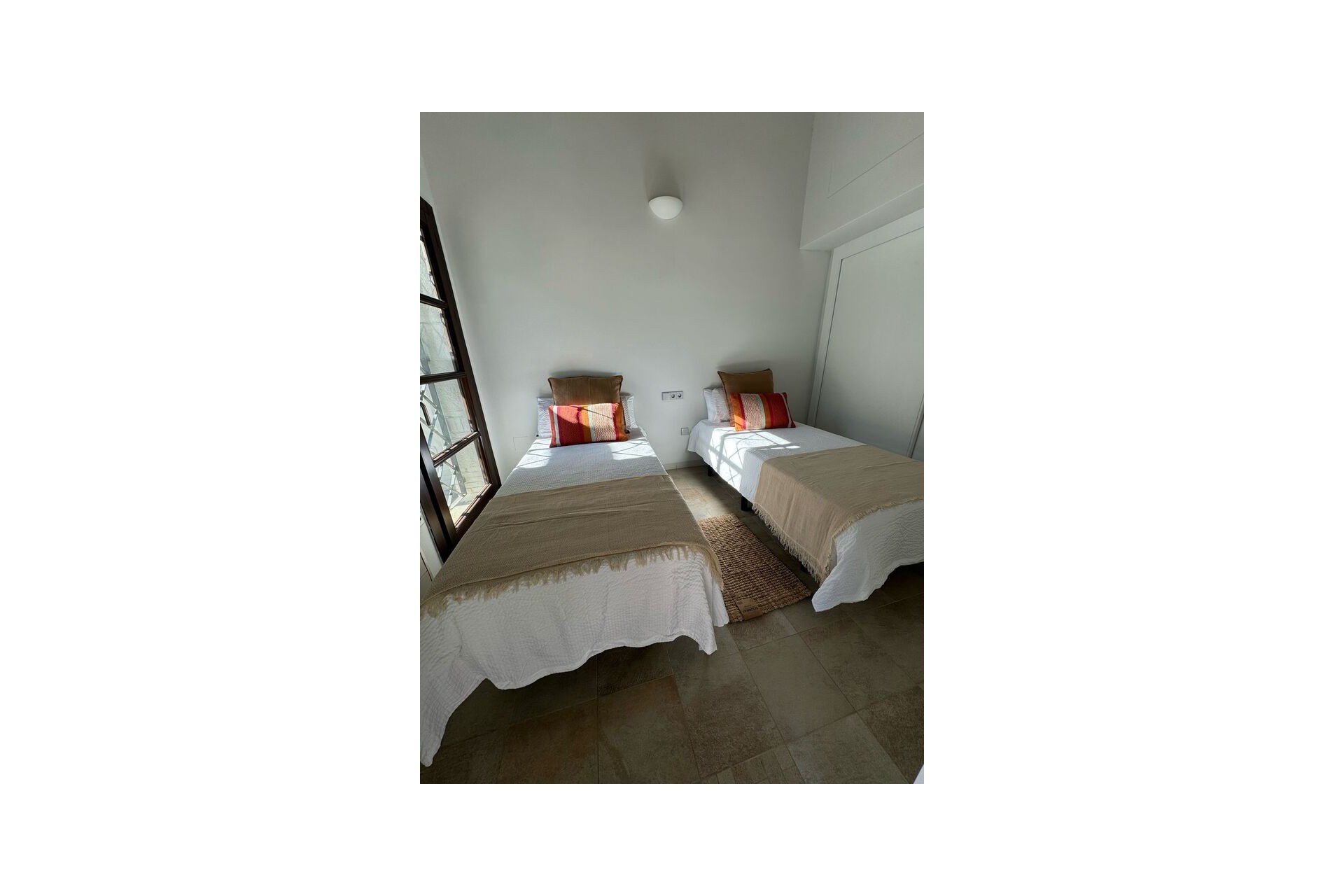 Brukt - Villa -
Peraleja Golf - Inland