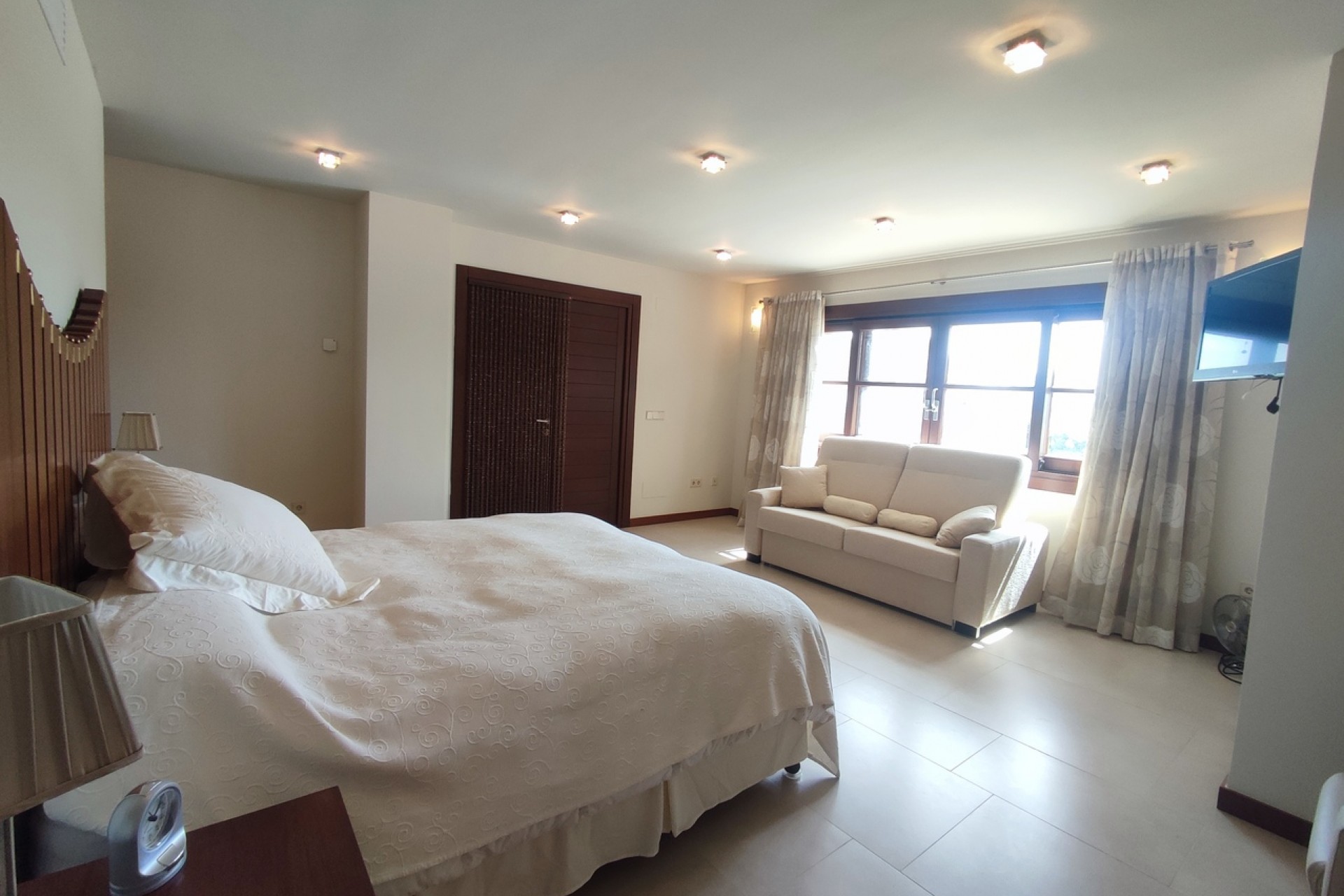 Brukt - Villa -
Peraleja Golf - Inland