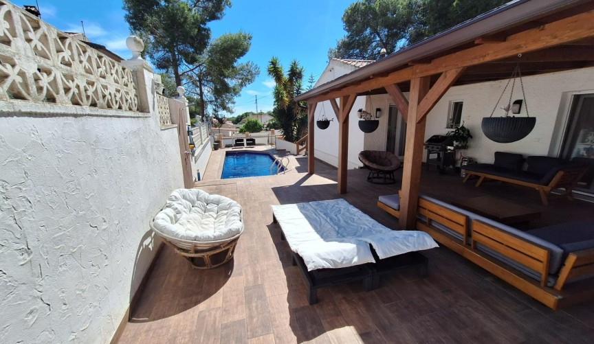Brukt - Villa -
Pilar de la Horadada - Pinar de Campoverde