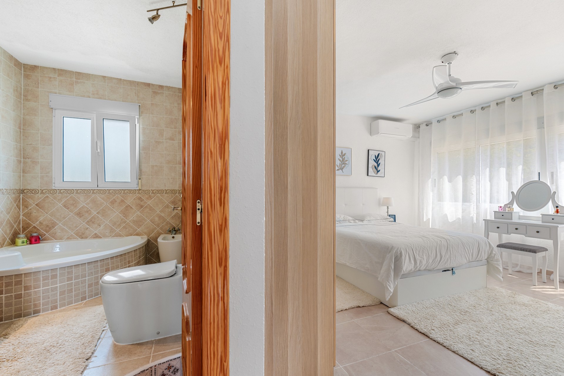 Brukt - Villa -
Pinar de Campoverde - Costa Blanca