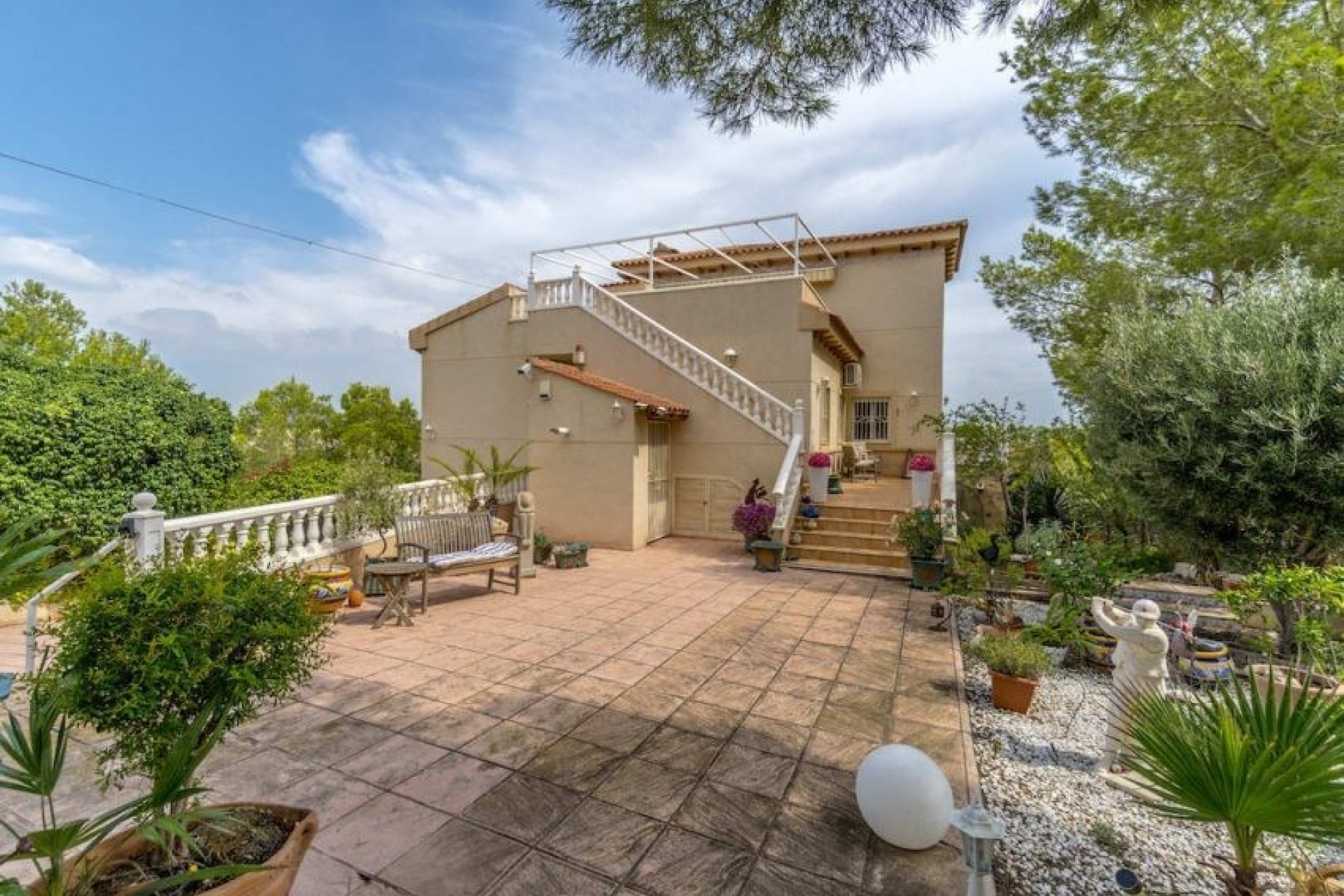 Brukt - Villa -
Pinar de Campoverde - Inland