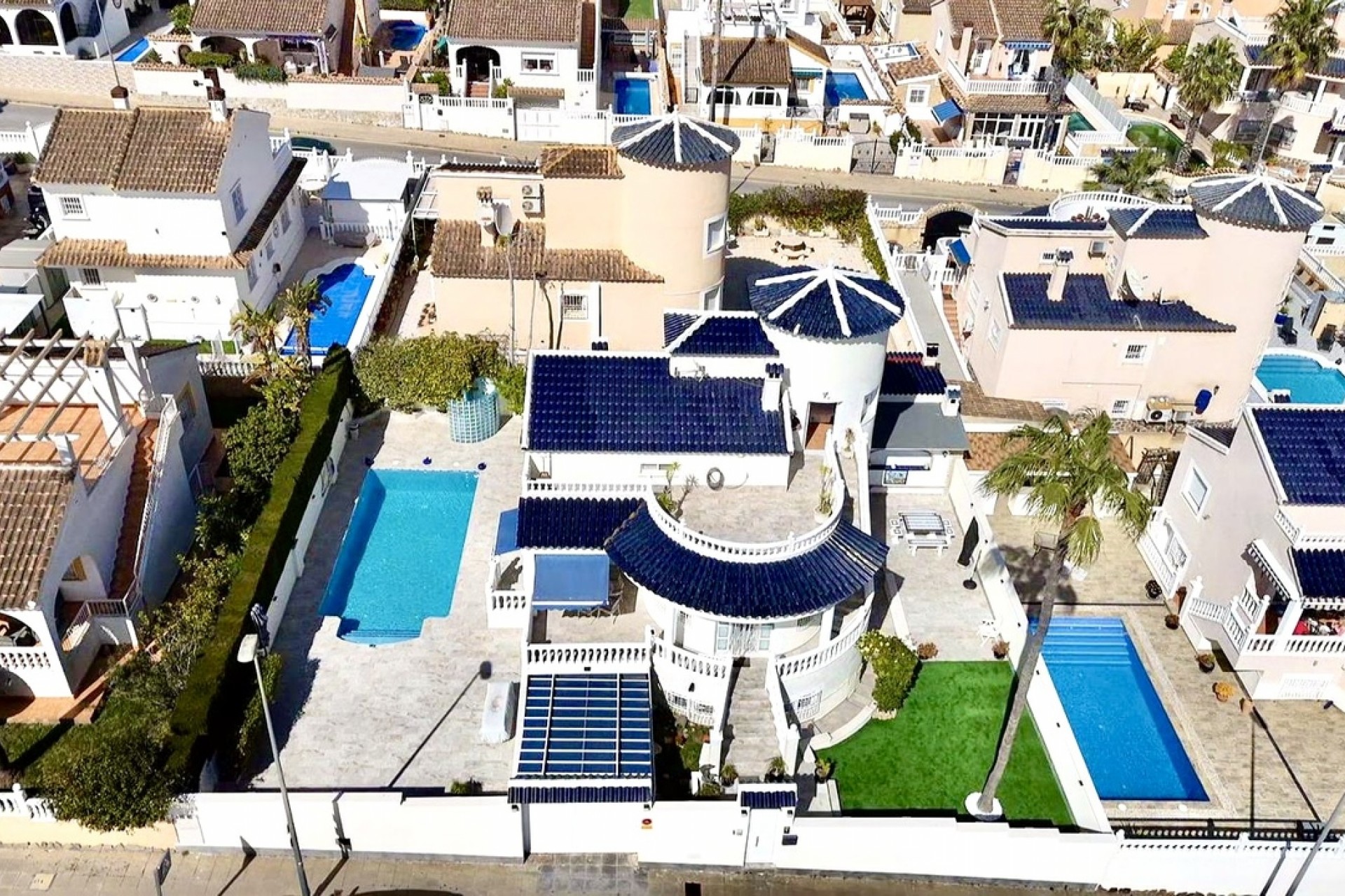 Brukt - Villa -
Pinar de Campoverde - Inland