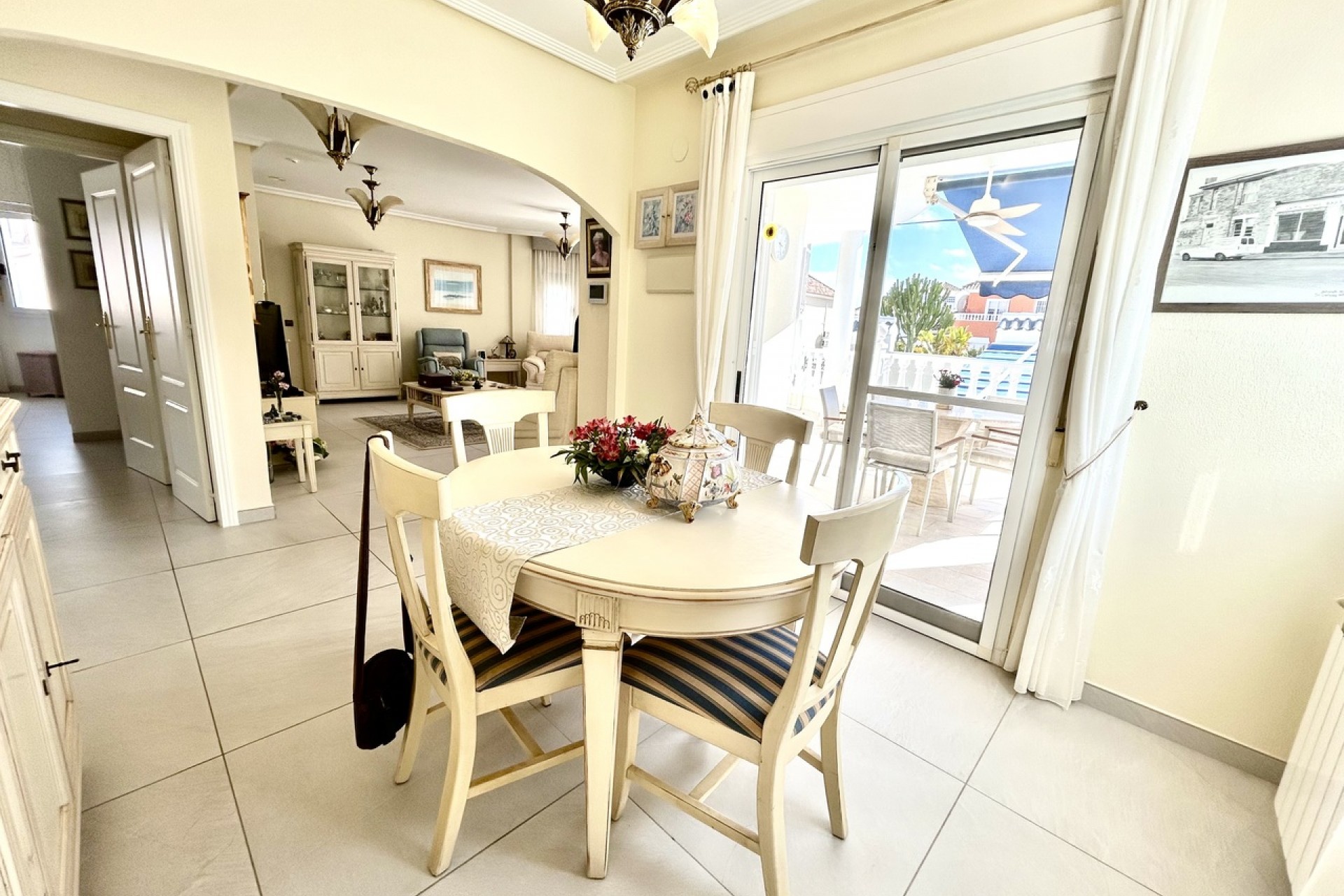 Brukt - Villa -
Pinar de Campoverde - Inland