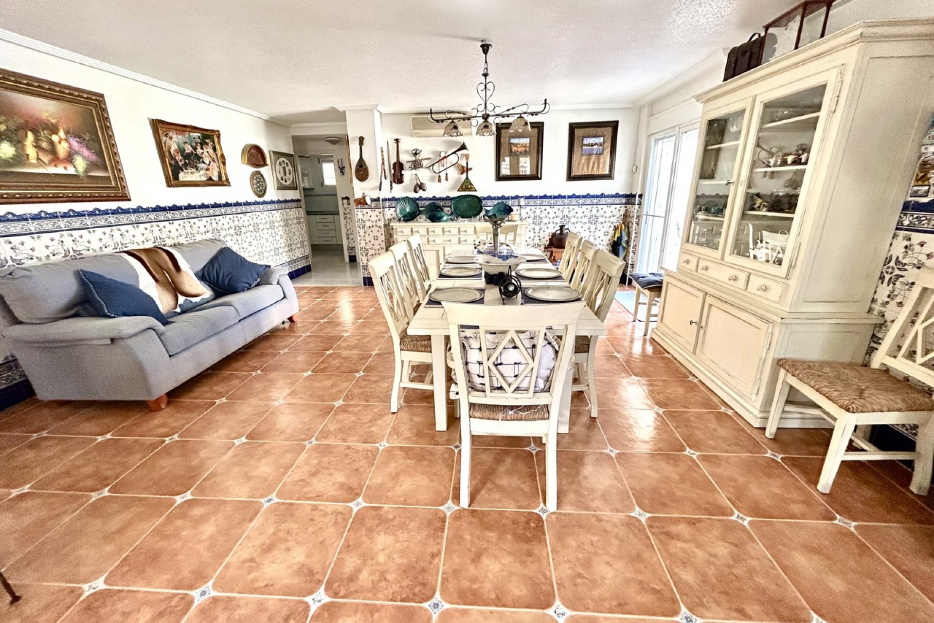 Brukt - Villa -
Pinar de Campoverde - Inland