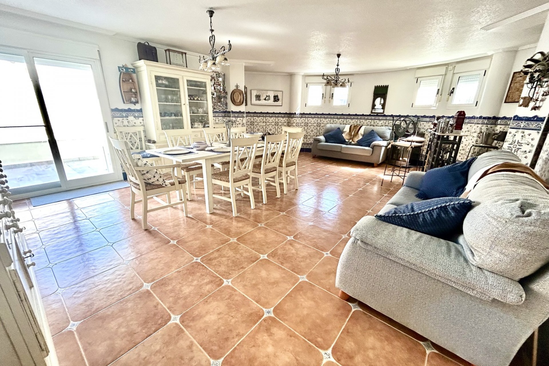 Brukt - Villa -
Pinar de Campoverde - Inland