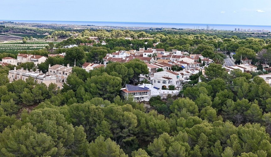 Brukt - Villa -
Pinar de Campoverde - Inland