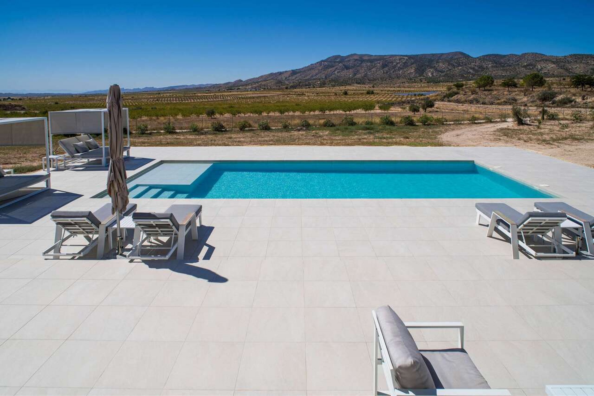 Brukt - Villa -
Pinoso - Inland